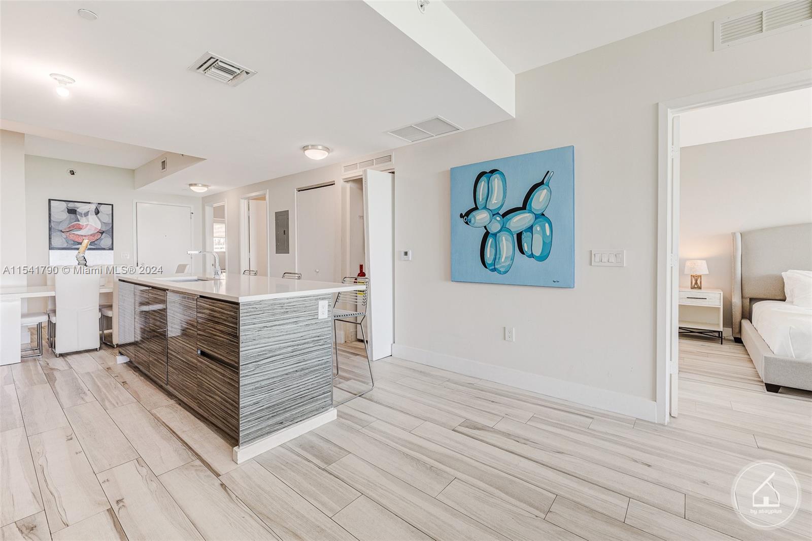 460 NE 28th st 1707, Miami, Florida 33137, 2 Bedrooms Bedrooms, ,2 BathroomsBathrooms,Residentiallease,For Rent,460 NE 28th st 1707,A11541790