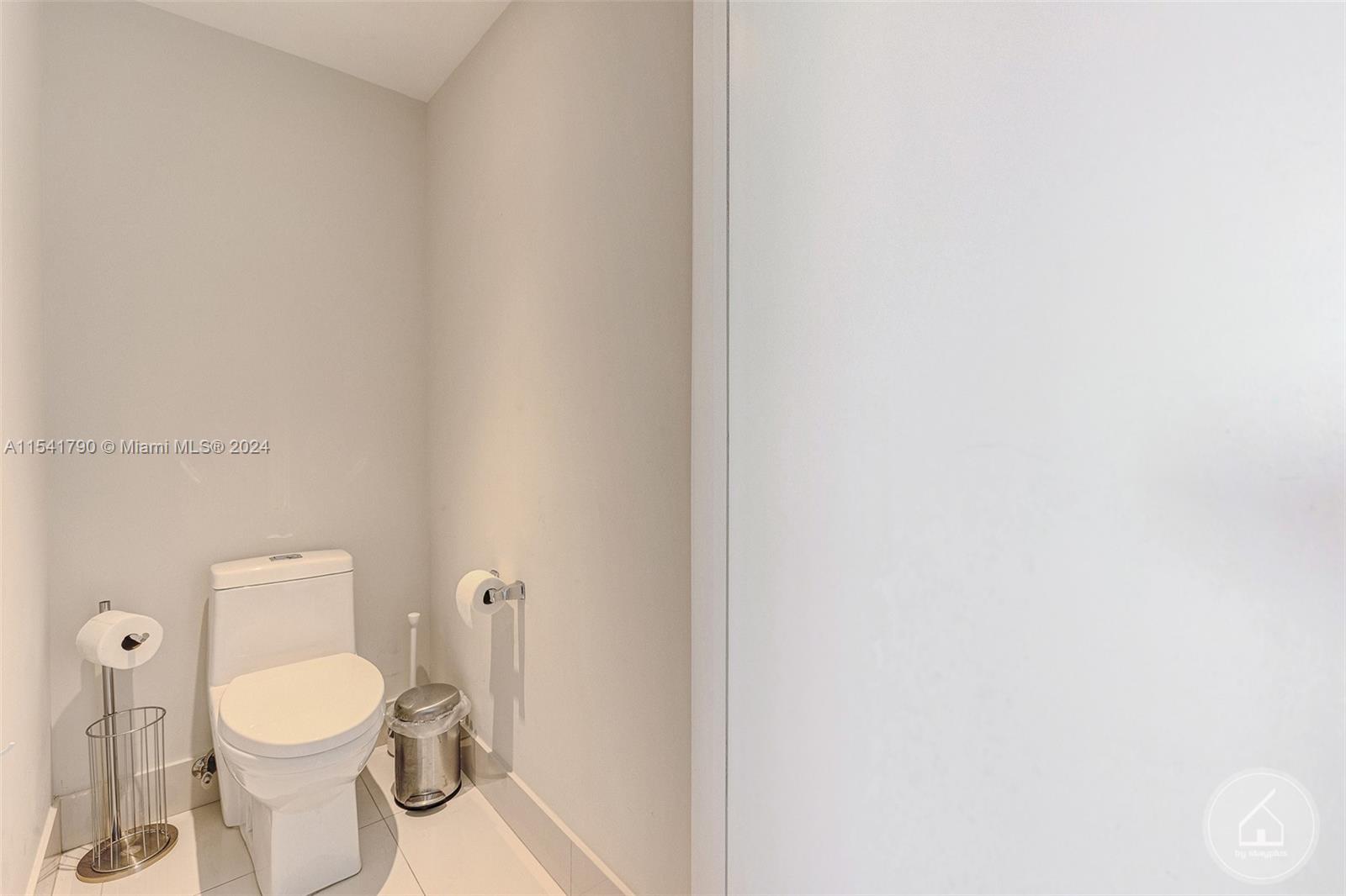 460 NE 28th st 1707, Miami, Florida 33137, 2 Bedrooms Bedrooms, ,2 BathroomsBathrooms,Residentiallease,For Rent,460 NE 28th st 1707,A11541790