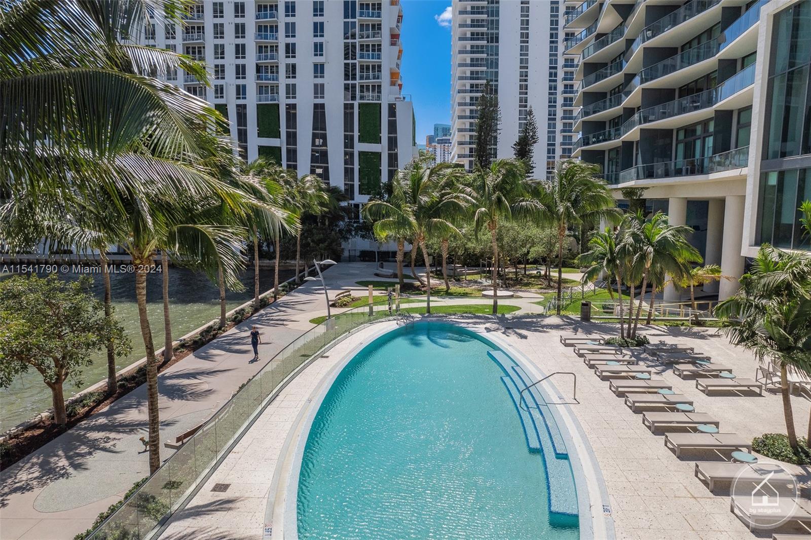 460 NE 28th st 1707, Miami, Florida 33137, 2 Bedrooms Bedrooms, ,2 BathroomsBathrooms,Residentiallease,For Rent,460 NE 28th st 1707,A11541790