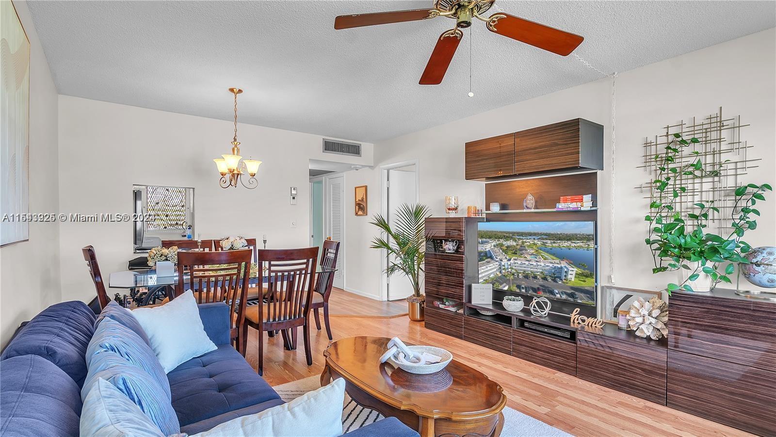 2223 Park Ln 207, Hollywood, Florida 33021, 1 Bedroom Bedrooms, ,1 BathroomBathrooms,Residential,For Sale,2223 Park Ln 207,A11543925