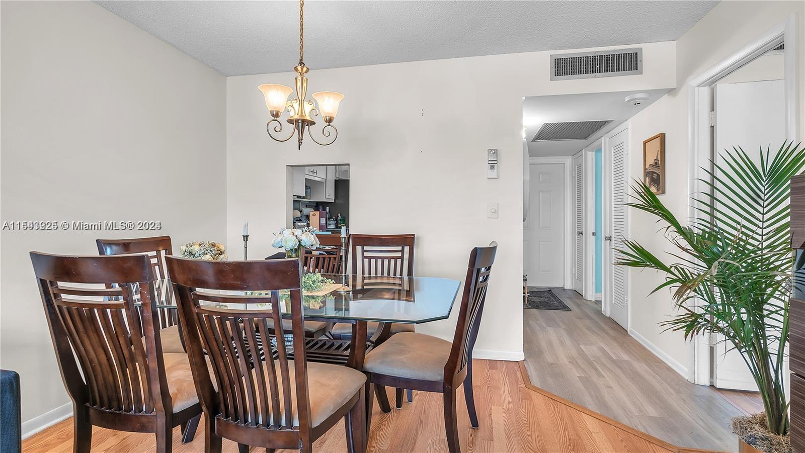 2223 Park Ln 207, Hollywood, Florida 33021, 1 Bedroom Bedrooms, ,1 BathroomBathrooms,Residential,For Sale,2223 Park Ln 207,A11543925