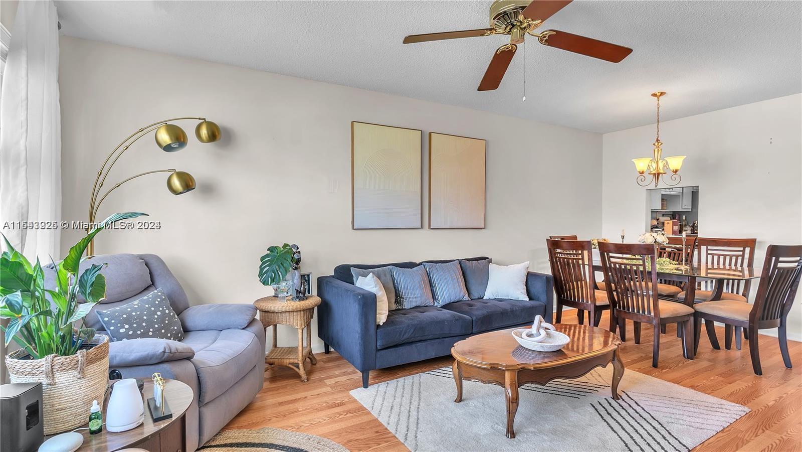 2223 Park Ln 207, Hollywood, Florida 33021, 1 Bedroom Bedrooms, ,1 BathroomBathrooms,Residential,For Sale,2223 Park Ln 207,A11543925