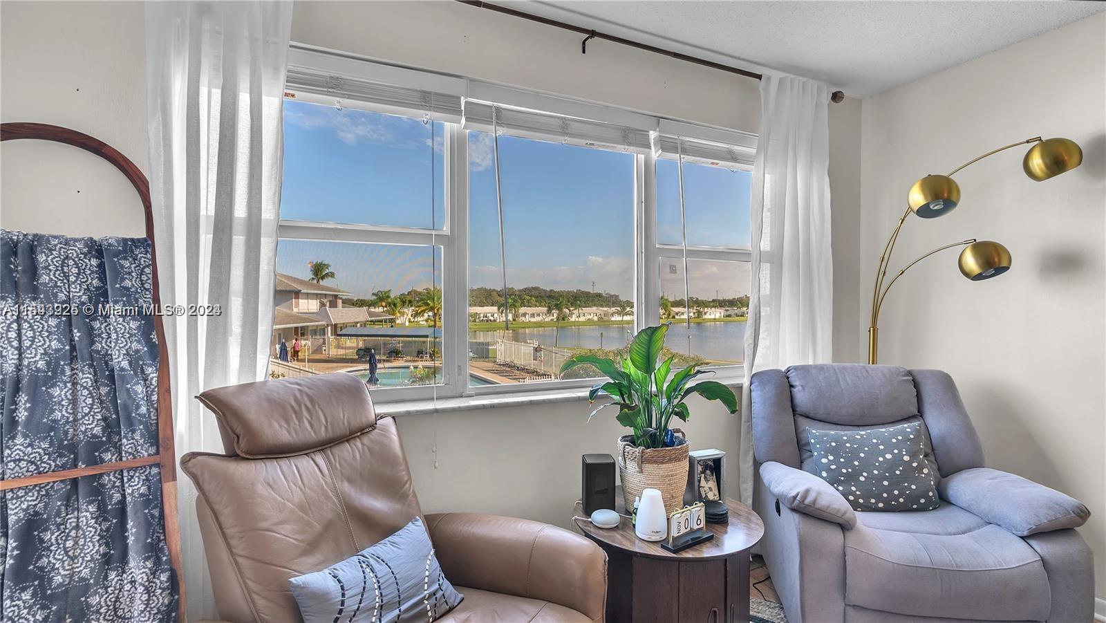 2223 Park Ln 207, Hollywood, Florida 33021, 1 Bedroom Bedrooms, ,1 BathroomBathrooms,Residential,For Sale,2223 Park Ln 207,A11543925