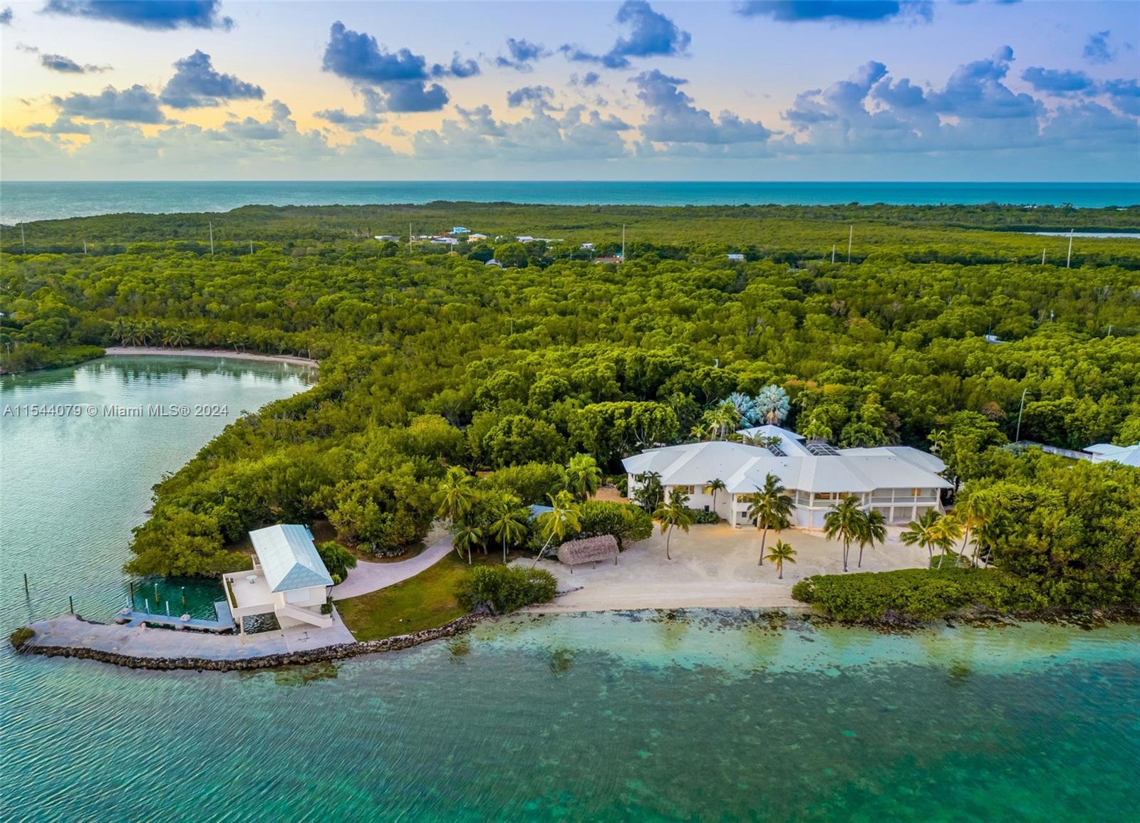 94100 Overseas Hwy, Key Largo, FL 33070, 8 Bedrooms Bedrooms, ,10 BathroomsBathrooms,Residential,For Sale,Overseas Hwy,A11544079