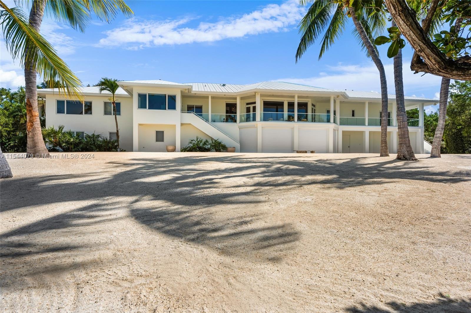 94100 Overseas Hwy, Key Largo, FL 33070, 8 Bedrooms Bedrooms, ,10 BathroomsBathrooms,Residential,For Sale,Overseas Hwy,A11544079