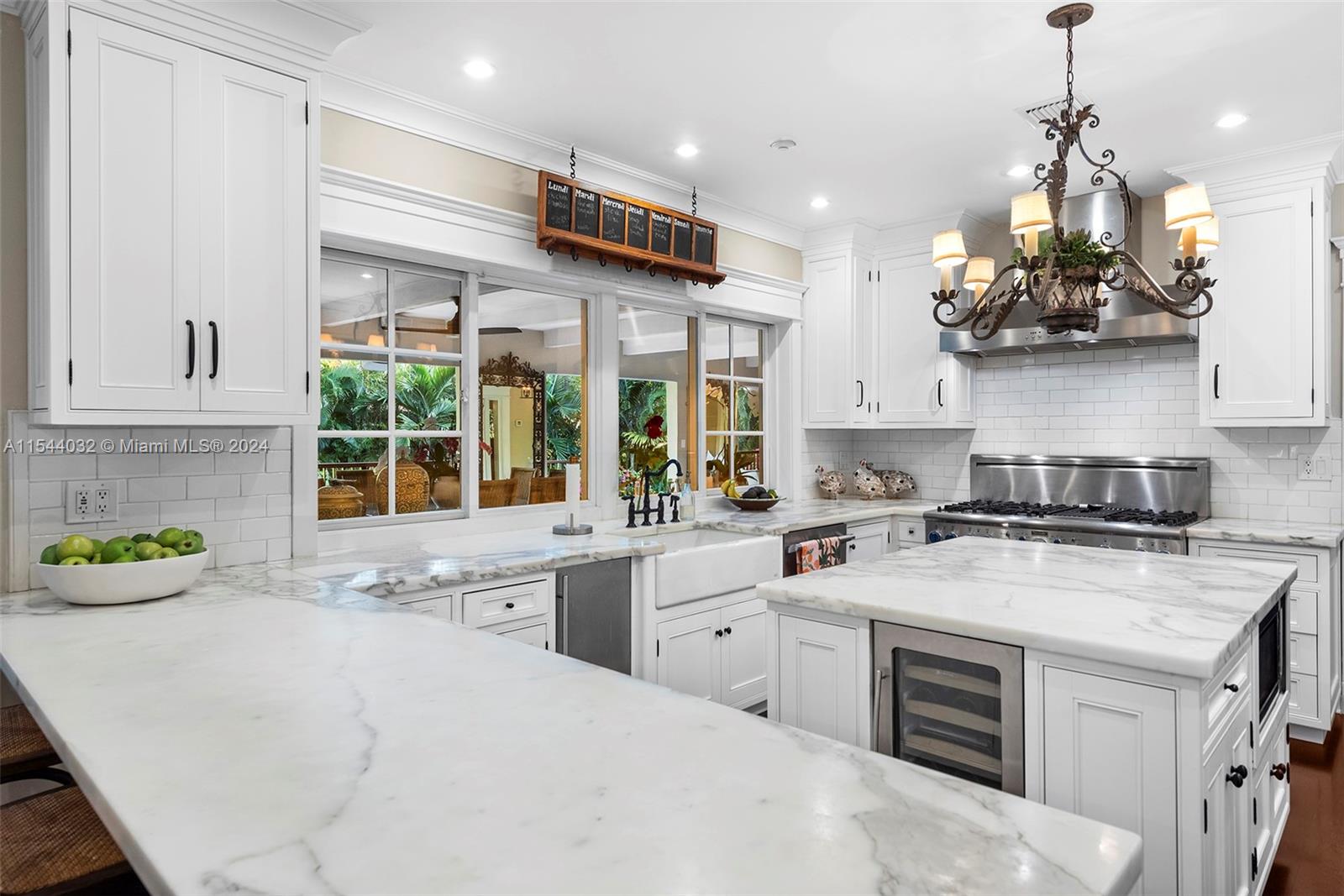 7333 Vistalmar St, Coral Gables, FL, 33143 United States, 6 Bedrooms Bedrooms, ,6 BathroomsBathrooms,Residential,For Sale,Vistalmar St,A11544032