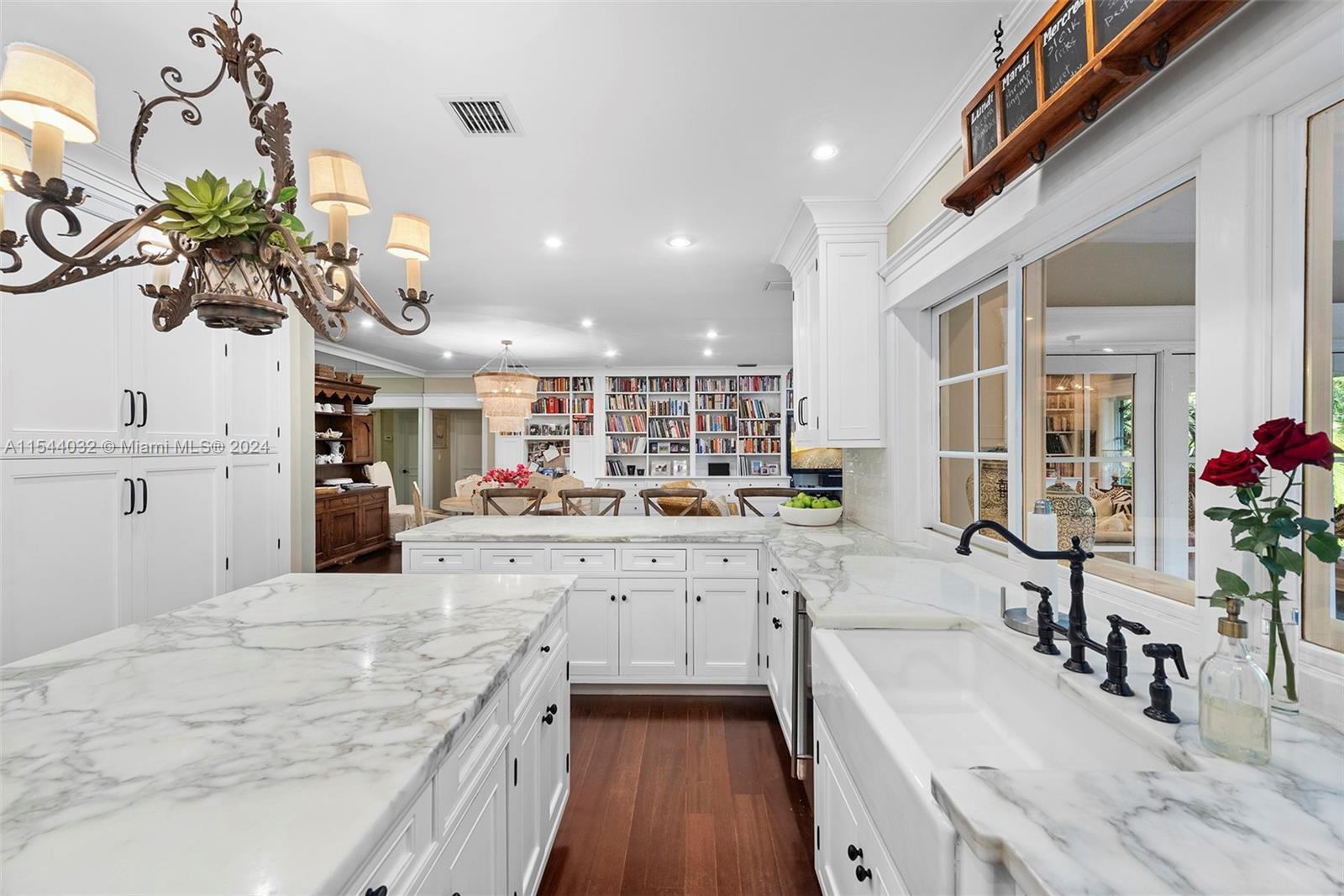 7333 Vistalmar St, Coral Gables, FL, 33143 United States, 6 Bedrooms Bedrooms, ,6 BathroomsBathrooms,Residential,For Sale,Vistalmar St,A11544032