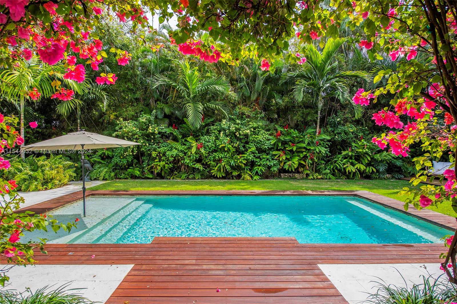 7333 Vistalmar St, Coral Gables, FL, 33143 United States, 6 Bedrooms Bedrooms, ,6 BathroomsBathrooms,Residential,For Sale,Vistalmar St,A11544032