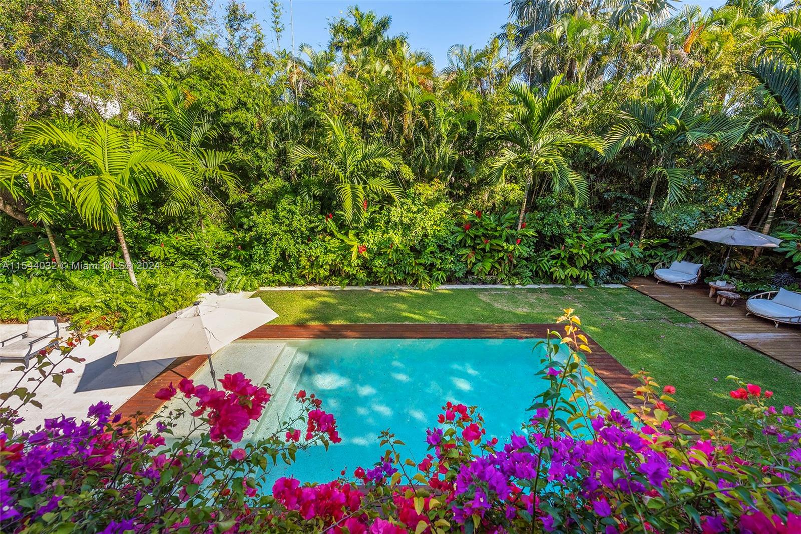 7333 Vistalmar St, Coral Gables, FL, 33143 United States, 6 Bedrooms Bedrooms, ,6 BathroomsBathrooms,Residential,For Sale,Vistalmar St,A11544032