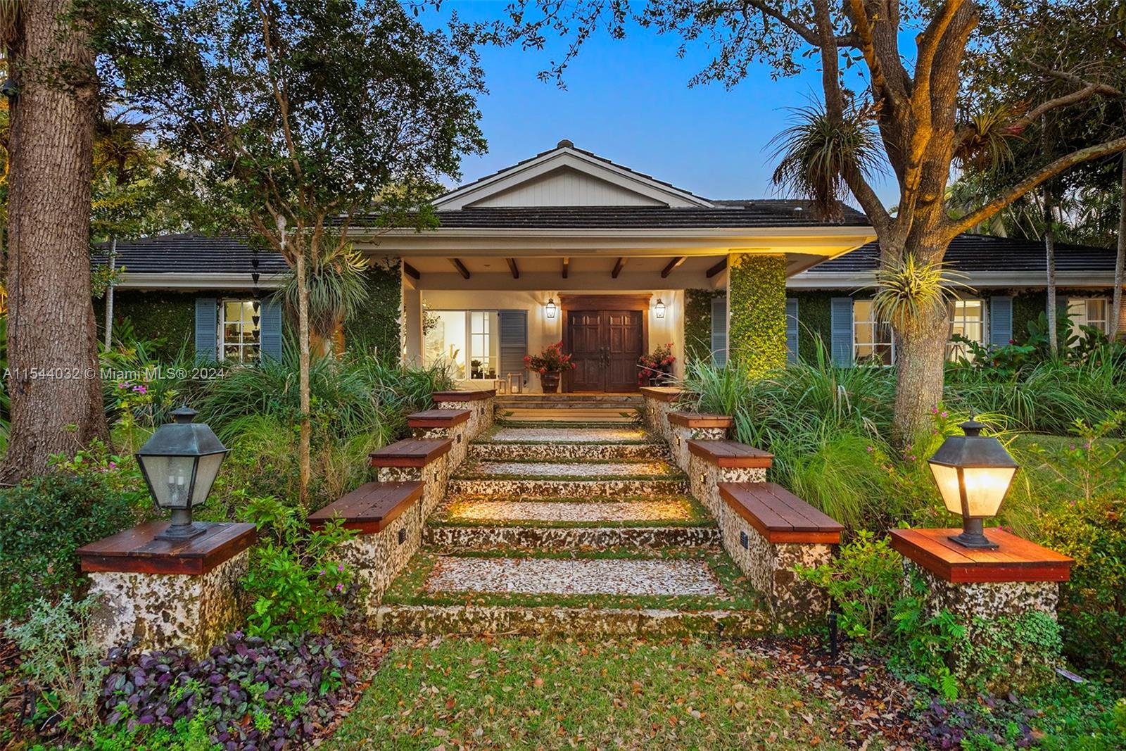 7333 Vistalmar St, Coral Gables, FL, 33143 United States, 6 Bedrooms Bedrooms, ,6 BathroomsBathrooms,Residential,For Sale,Vistalmar St,A11544032