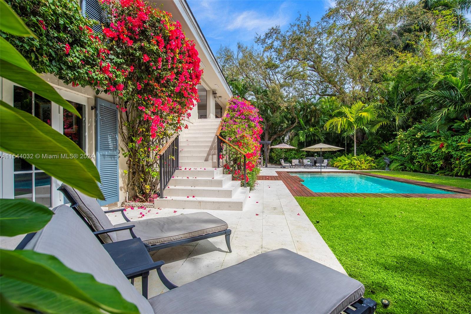 7333 Vistalmar St, Coral Gables, FL, 33143 United States, 6 Bedrooms Bedrooms, ,6 BathroomsBathrooms,Residential,For Sale,Vistalmar St,A11544032