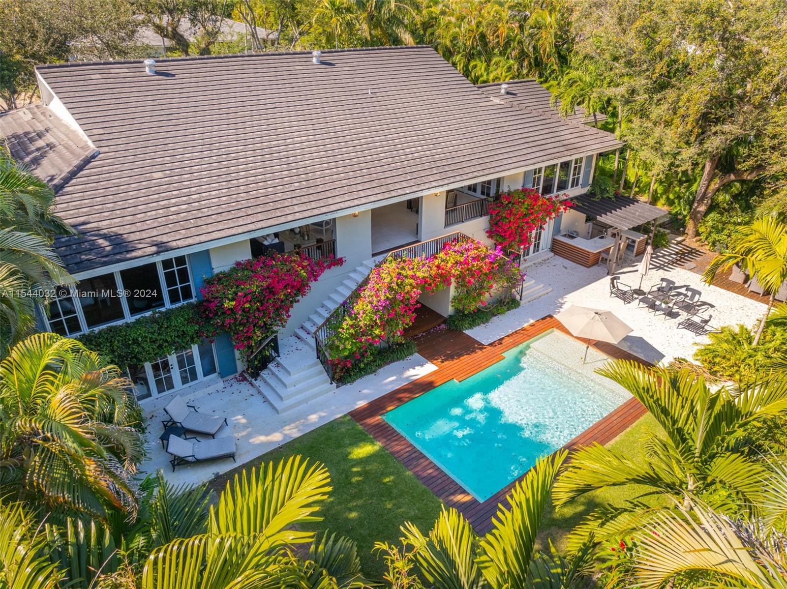 7333 Vistalmar St, Coral Gables, FL, 33143 United States, 6 Bedrooms Bedrooms, ,6 BathroomsBathrooms,Residential,For Sale,Vistalmar St,A11544032