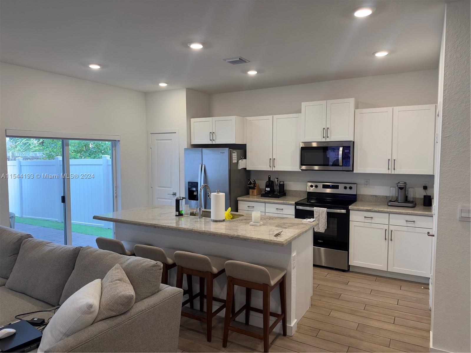 1842 SE 7th Ter 1842, Homestead, Florida 33034, 4 Bedrooms Bedrooms, ,2 BathroomsBathrooms,Residentiallease,For Rent,1842 SE 7th Ter 1842,A11544193