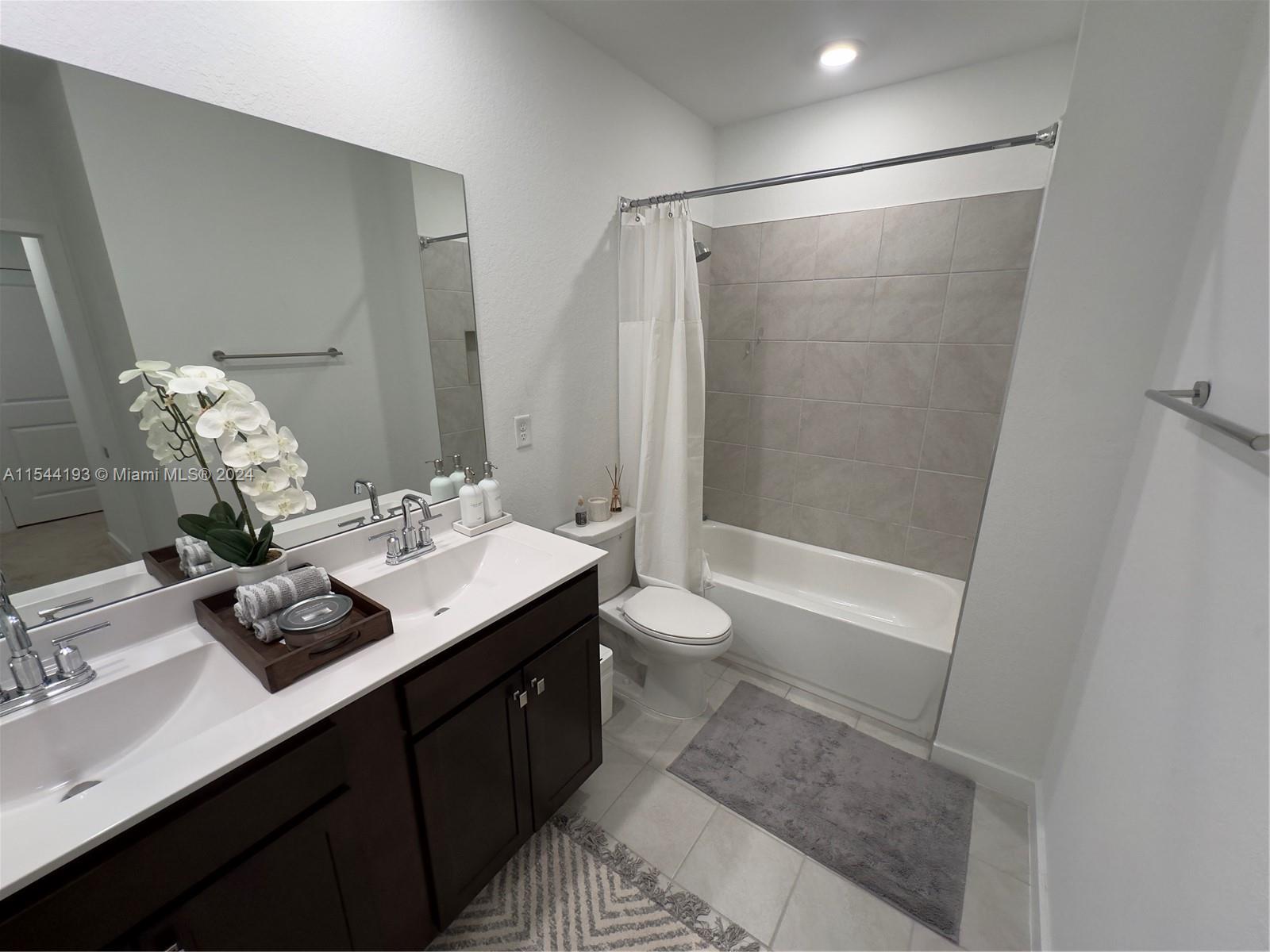 1842 SE 7th Ter 1842, Homestead, Florida 33034, 4 Bedrooms Bedrooms, ,2 BathroomsBathrooms,Residentiallease,For Rent,1842 SE 7th Ter 1842,A11544193