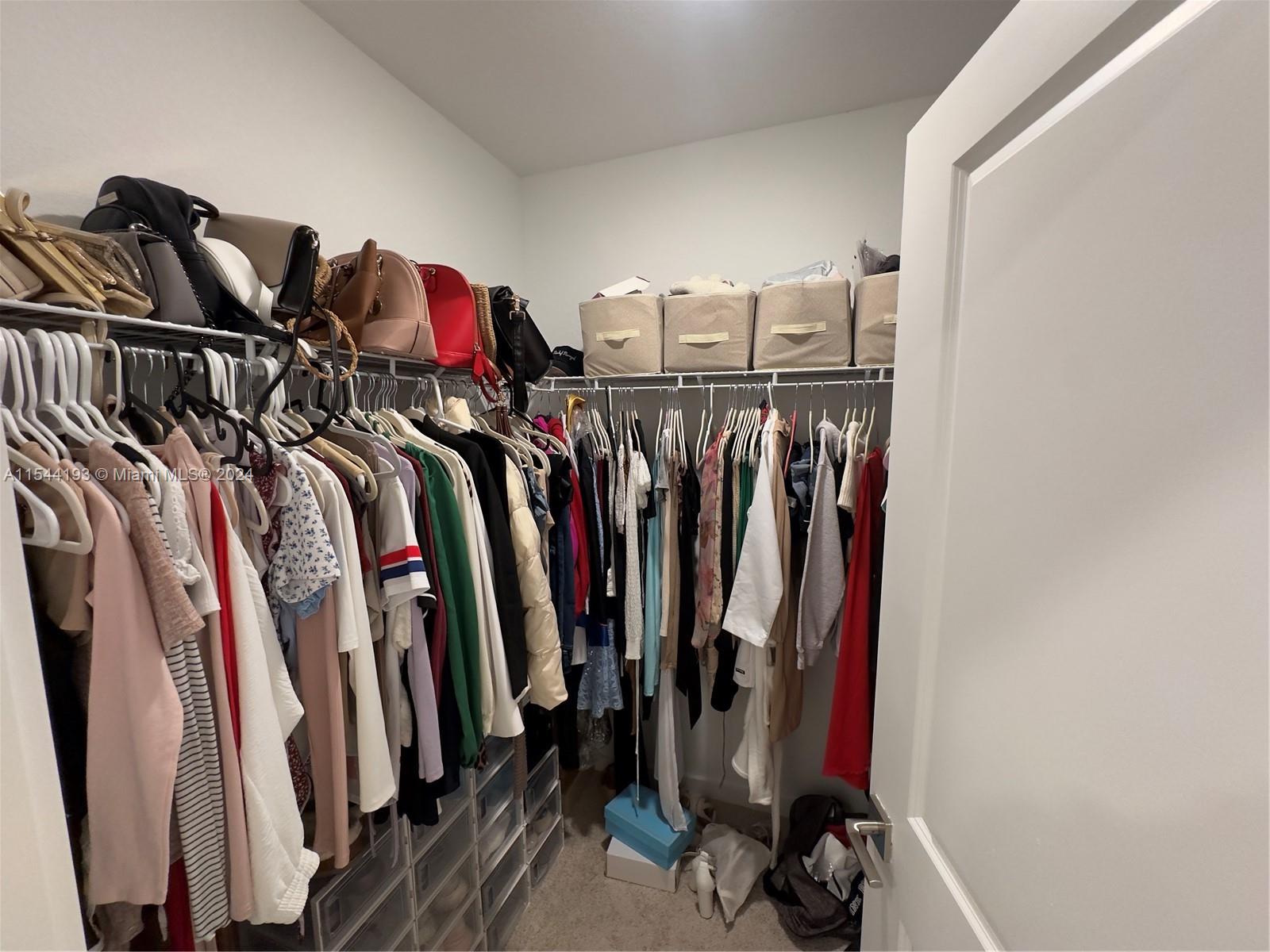 1842 SE 7th Ter 1842, Homestead, Florida 33034, 4 Bedrooms Bedrooms, ,2 BathroomsBathrooms,Residentiallease,For Rent,1842 SE 7th Ter 1842,A11544193