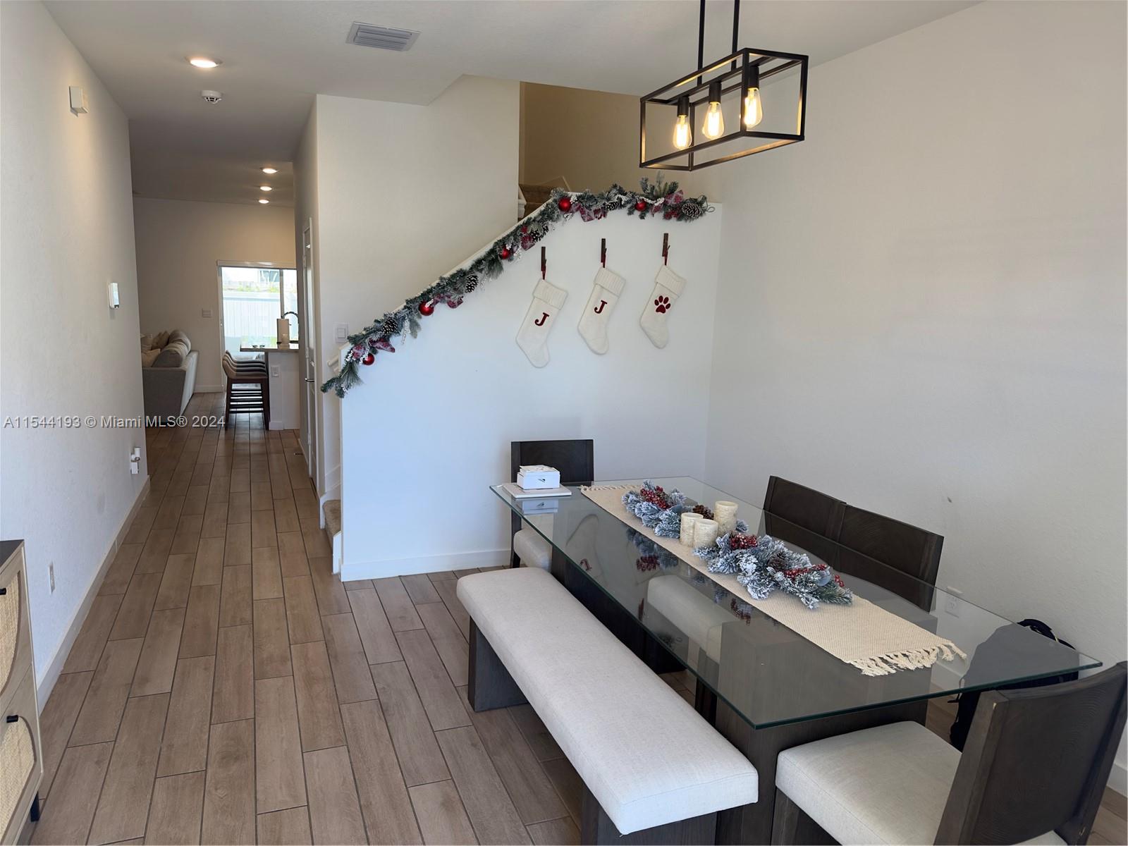 1842 SE 7th Ter 1842, Homestead, Florida 33034, 4 Bedrooms Bedrooms, ,2 BathroomsBathrooms,Residentiallease,For Rent,1842 SE 7th Ter 1842,A11544193