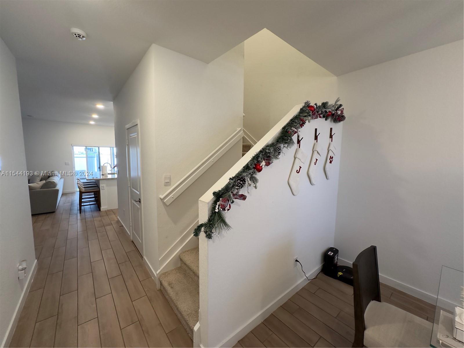 1842 SE 7th Ter 1842, Homestead, Florida 33034, 4 Bedrooms Bedrooms, ,2 BathroomsBathrooms,Residentiallease,For Rent,1842 SE 7th Ter 1842,A11544193