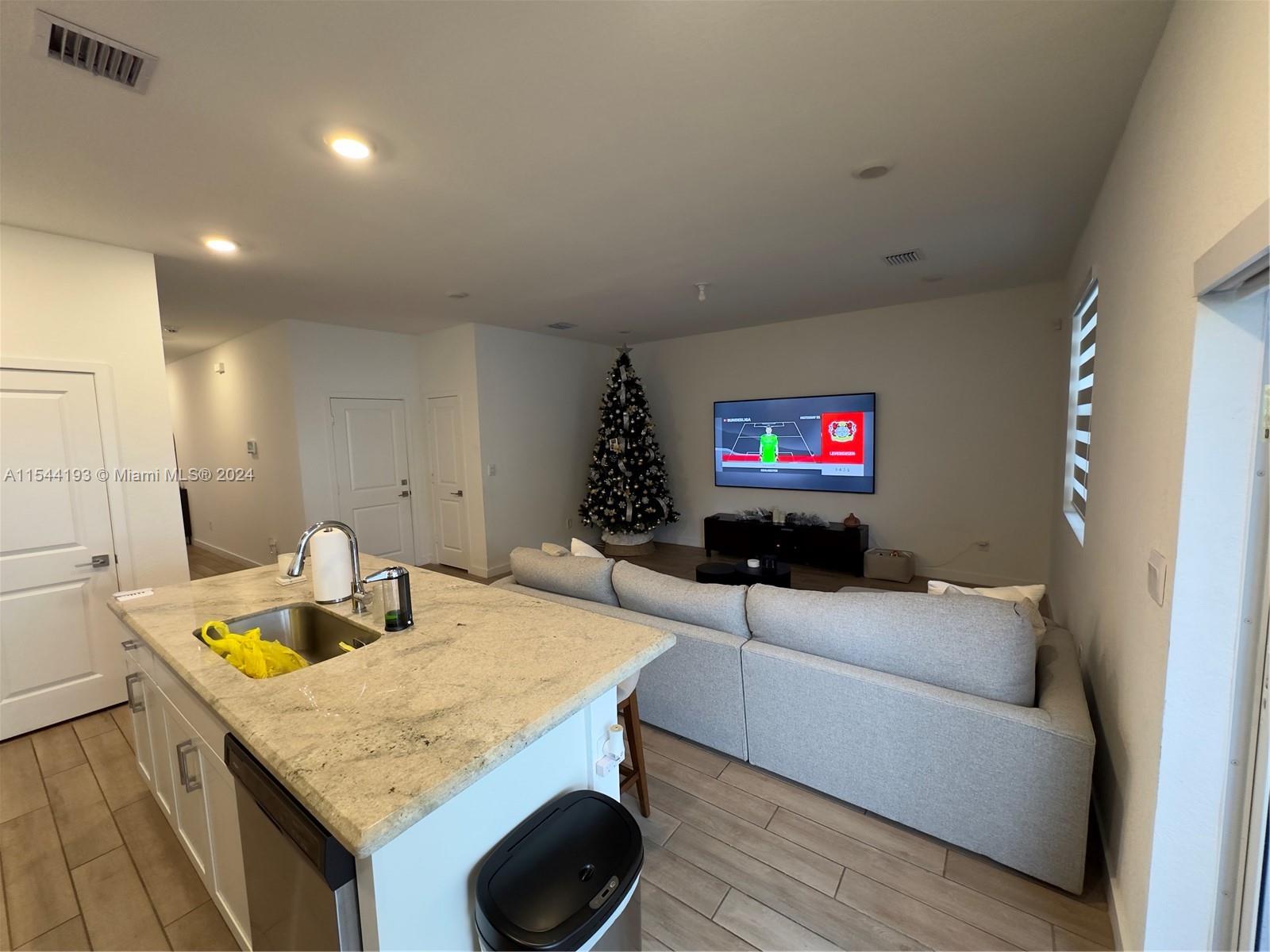 1842 SE 7th Ter 1842, Homestead, Florida 33034, 4 Bedrooms Bedrooms, ,2 BathroomsBathrooms,Residentiallease,For Rent,1842 SE 7th Ter 1842,A11544193