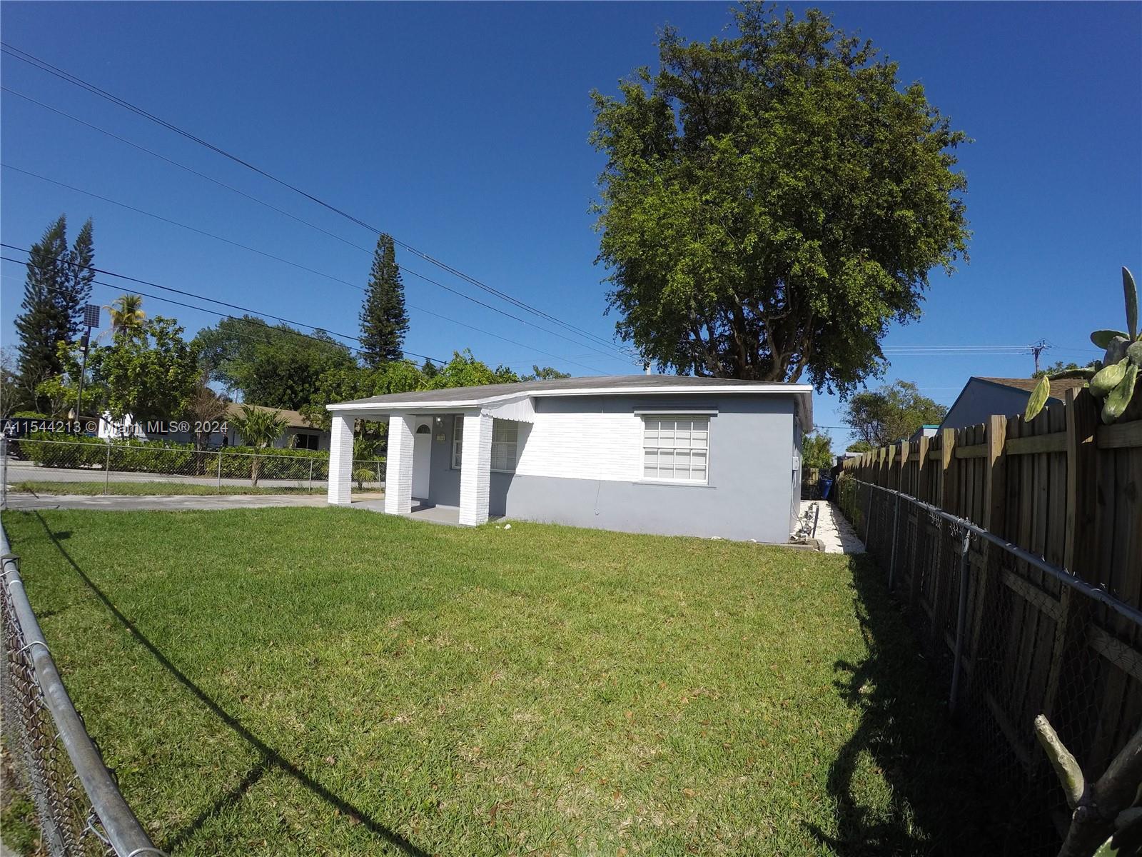 1344 NW 2nd Ave #H For Sale A11544213, FL