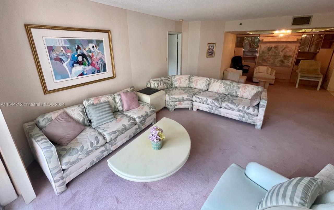 3600 Mystic Pointe Dr 216, Aventura, Florida 33180, 1 Bedroom Bedrooms, ,1 BathroomBathrooms,Residentiallease,For Rent,3600 Mystic Pointe Dr 216,A11544212