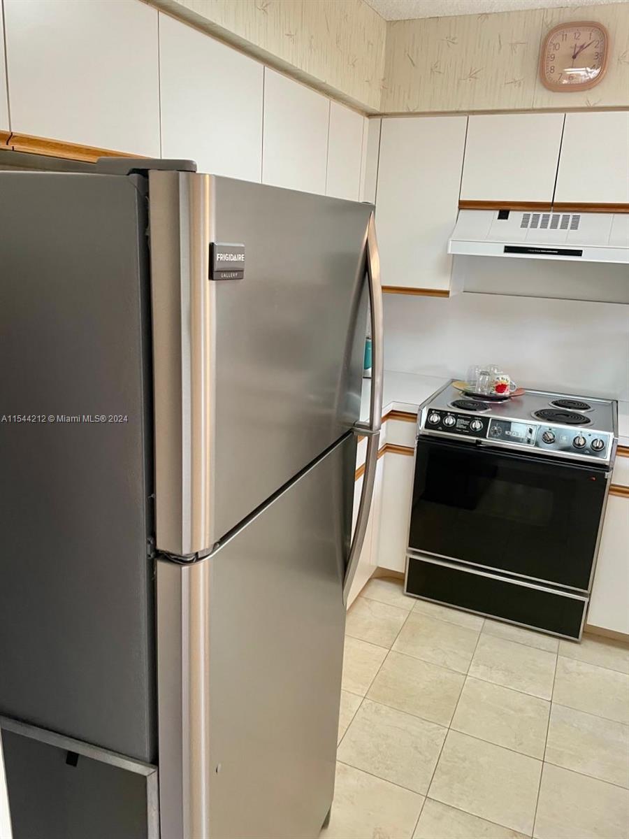 3600 Mystic Pointe Dr 216, Aventura, Florida 33180, 1 Bedroom Bedrooms, ,1 BathroomBathrooms,Residentiallease,For Rent,3600 Mystic Pointe Dr 216,A11544212