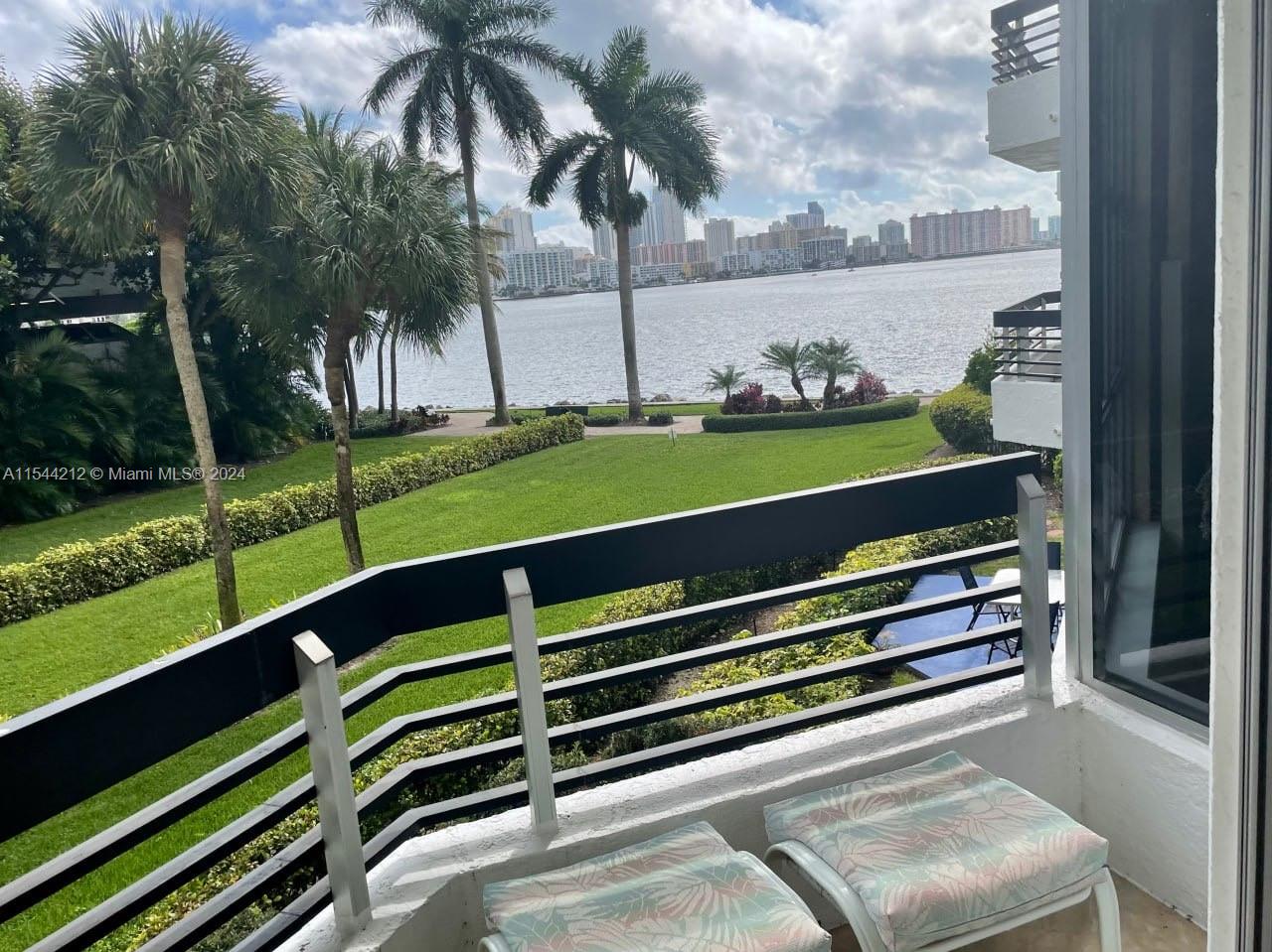 3600 Mystic Pointe Dr 216, Aventura, Florida 33180, 1 Bedroom Bedrooms, ,1 BathroomBathrooms,Residentiallease,For Rent,3600 Mystic Pointe Dr 216,A11544212