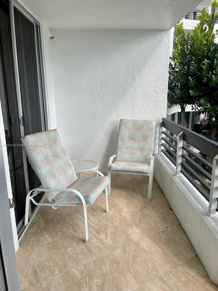 3600 Mystic Pointe Dr 216, Aventura, Florida 33180, 1 Bedroom Bedrooms, ,1 BathroomBathrooms,Residentiallease,For Rent,3600 Mystic Pointe Dr 216,A11544212