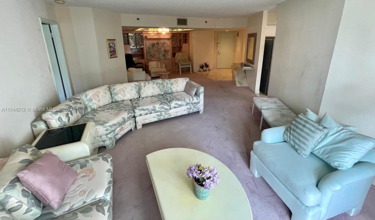 3600 Mystic Pointe Dr 216, Aventura, Florida 33180, 1 Bedroom Bedrooms, ,1 BathroomBathrooms,Residentiallease,For Rent,3600 Mystic Pointe Dr 216,A11544212