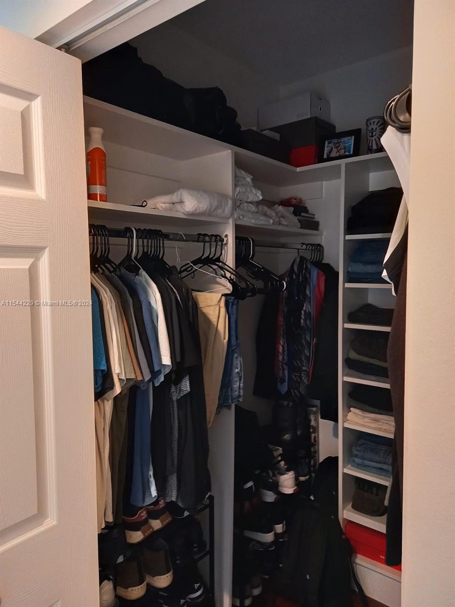 275 NE 18th St 1710, Miami, Florida 33132, 2 Bedrooms Bedrooms, ,2 BathroomsBathrooms,Residential,For Sale,275 NE 18th St 1710,A11544229