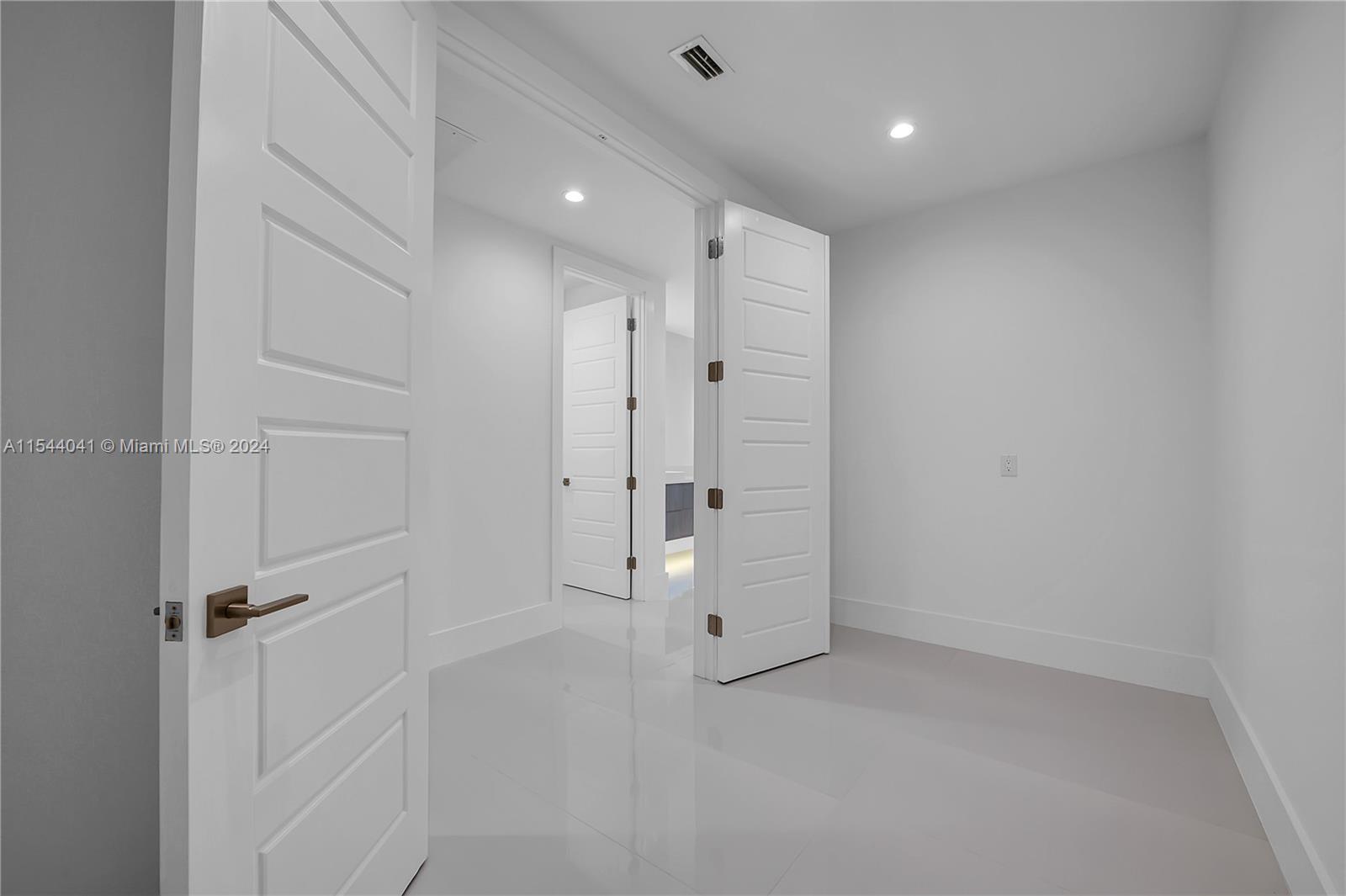 5735 Riverside Dr, Cape Coral, FL, 33904 United States, 7 Bedrooms Bedrooms, ,7 BathroomsBathrooms,Residential,For Sale,Riverside Dr,A11544041