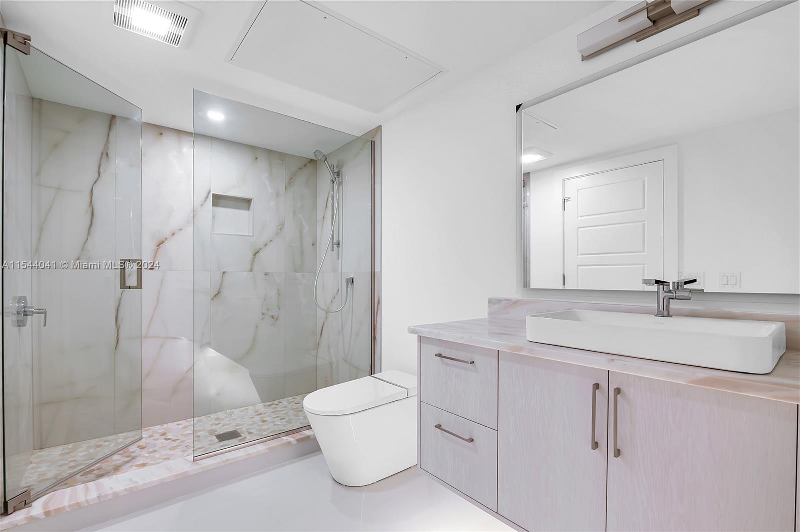 5735 Riverside Dr, Cape Coral, FL, 33904 United States, 7 Bedrooms Bedrooms, ,7 BathroomsBathrooms,Residential,For Sale,Riverside Dr,A11544041