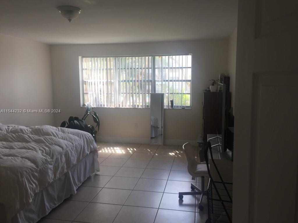 6940 Miami Gardens Dr 1-225, Hialeah, Florida 33015, 1 Bedroom Bedrooms, ,1 BathroomBathrooms,Residential,For Sale,6940 Miami Gardens Dr 1-225,A11544232