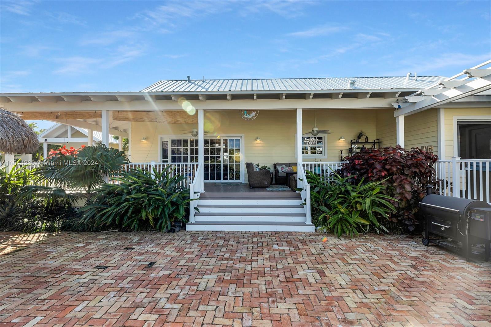 127 Marina Ave, Key Largo, FL, 33037 United States, 4 Bedrooms Bedrooms, ,3 BathroomsBathrooms,Residential,For Sale,Marina Ave,A11544239