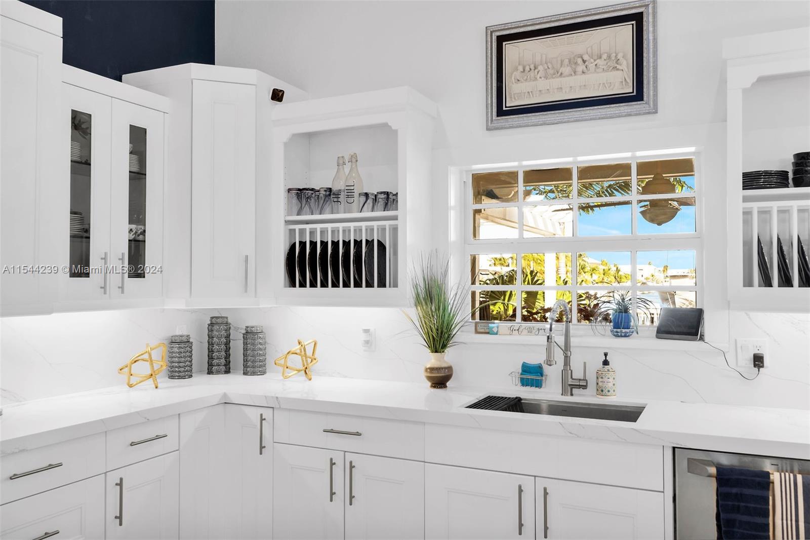 127 Marina Ave, Key Largo, FL, 33037 United States, 4 Bedrooms Bedrooms, ,3 BathroomsBathrooms,Residential,For Sale,Marina Ave,A11544239