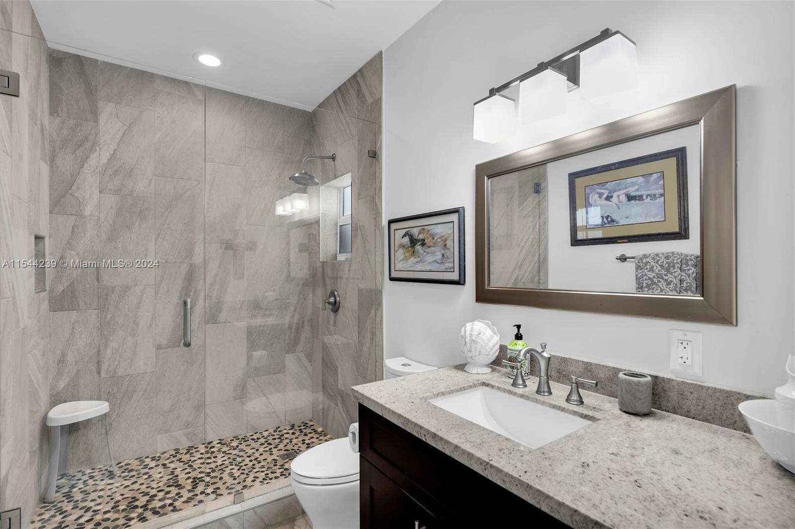 127 Marina Ave, Key Largo, FL, 33037 United States, 4 Bedrooms Bedrooms, ,3 BathroomsBathrooms,Residential,For Sale,Marina Ave,A11544239