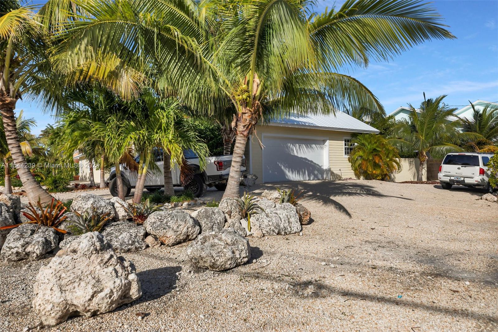 127 Marina Ave, Key Largo, FL, 33037 United States, 4 Bedrooms Bedrooms, ,3 BathroomsBathrooms,Residential,For Sale,Marina Ave,A11544239