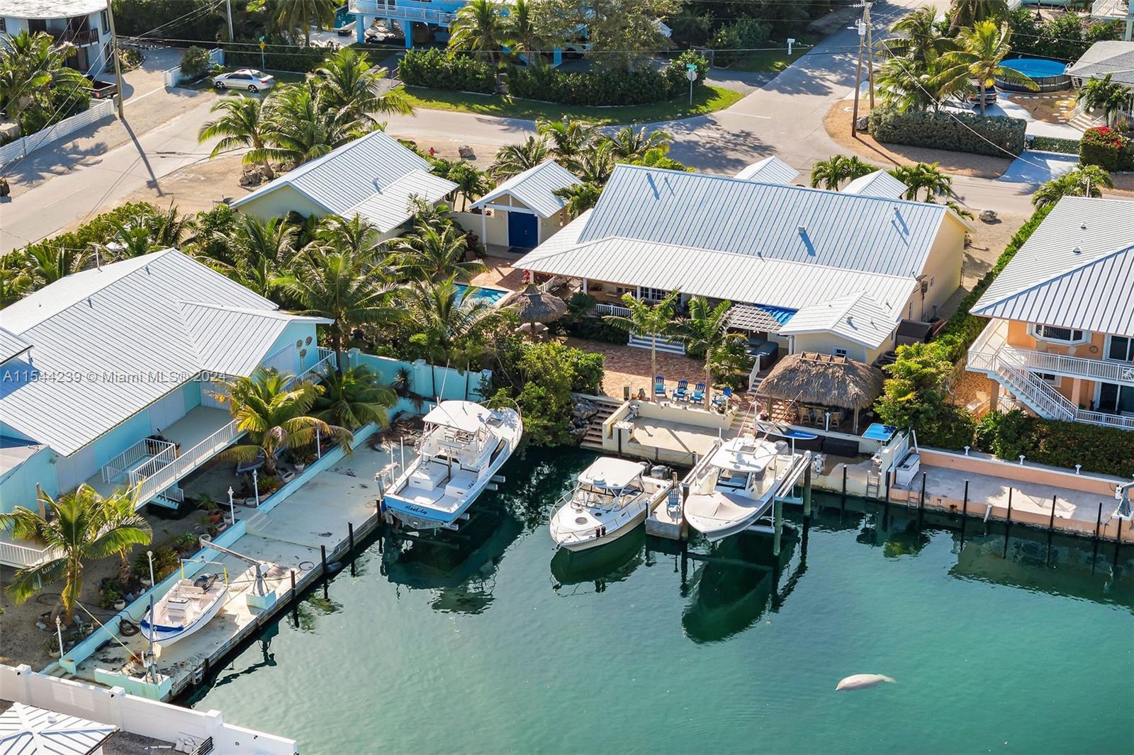 127 Marina Ave, Key Largo, FL, 33037 United States, 4 Bedrooms Bedrooms, ,3 BathroomsBathrooms,Residential,For Sale,Marina Ave,A11544239