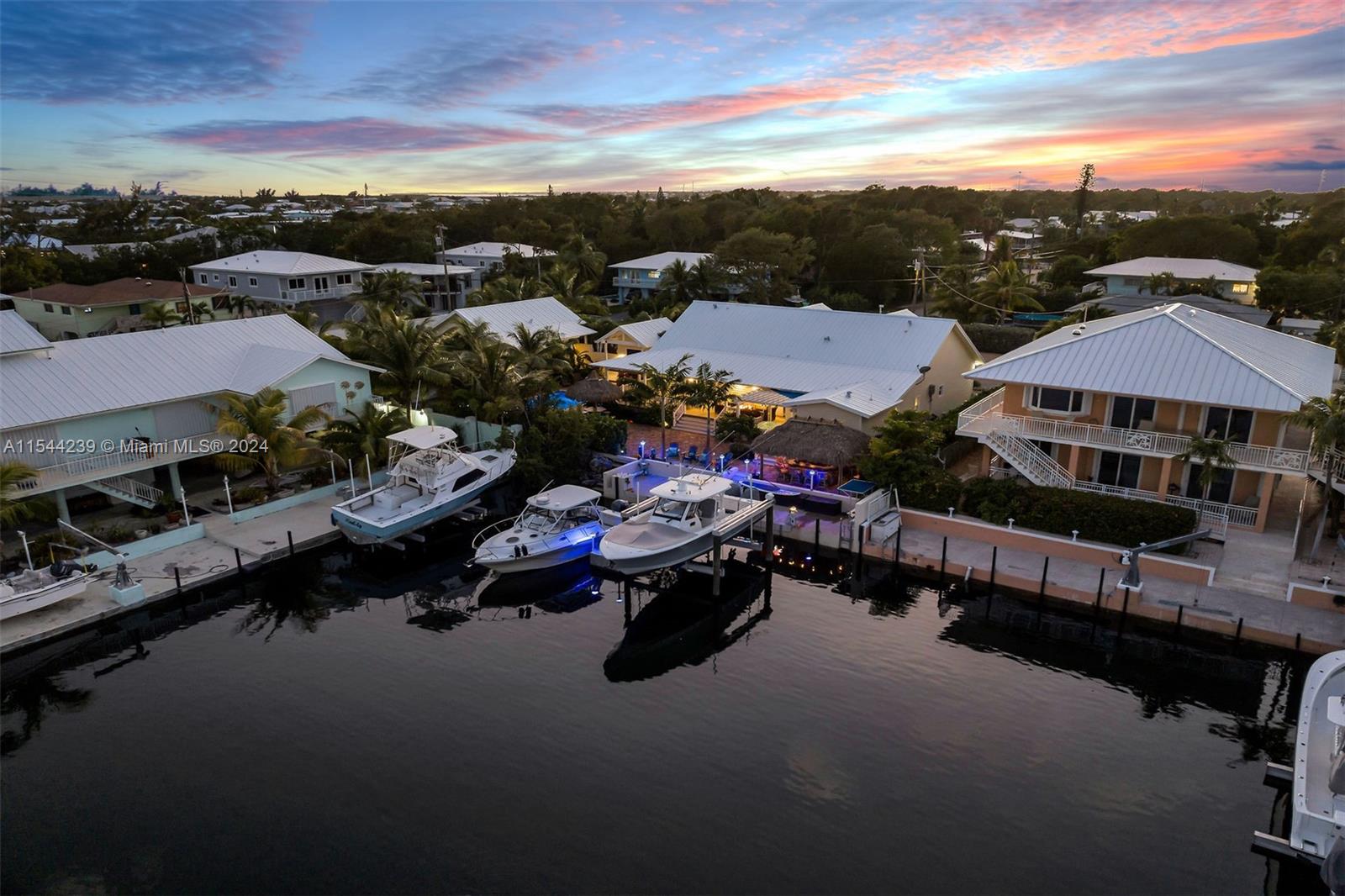 127 Marina Ave, Key Largo, FL, 33037 United States, 4 Bedrooms Bedrooms, ,3 BathroomsBathrooms,Residential,For Sale,Marina Ave,A11544239