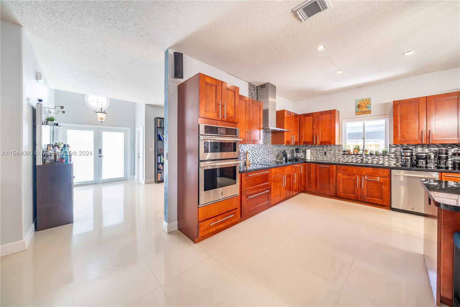 16249 SW 54th Ter, Miami, Florida 33185, 3 Bedrooms Bedrooms, ,2 BathroomsBathrooms,Residential,For Sale,16249 SW 54th Ter,A11544060