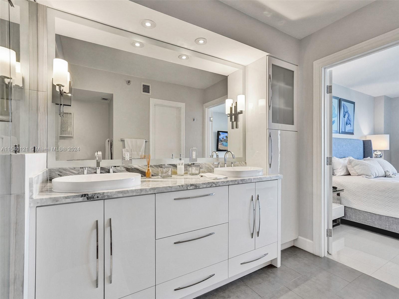 3530 Mystic Pointe Dr, Aventura, FL, 33180 United States, 2 Bedrooms Bedrooms, ,2 BathroomsBathrooms,Residential,For Sale,Mystic Pointe Dr,A11540121