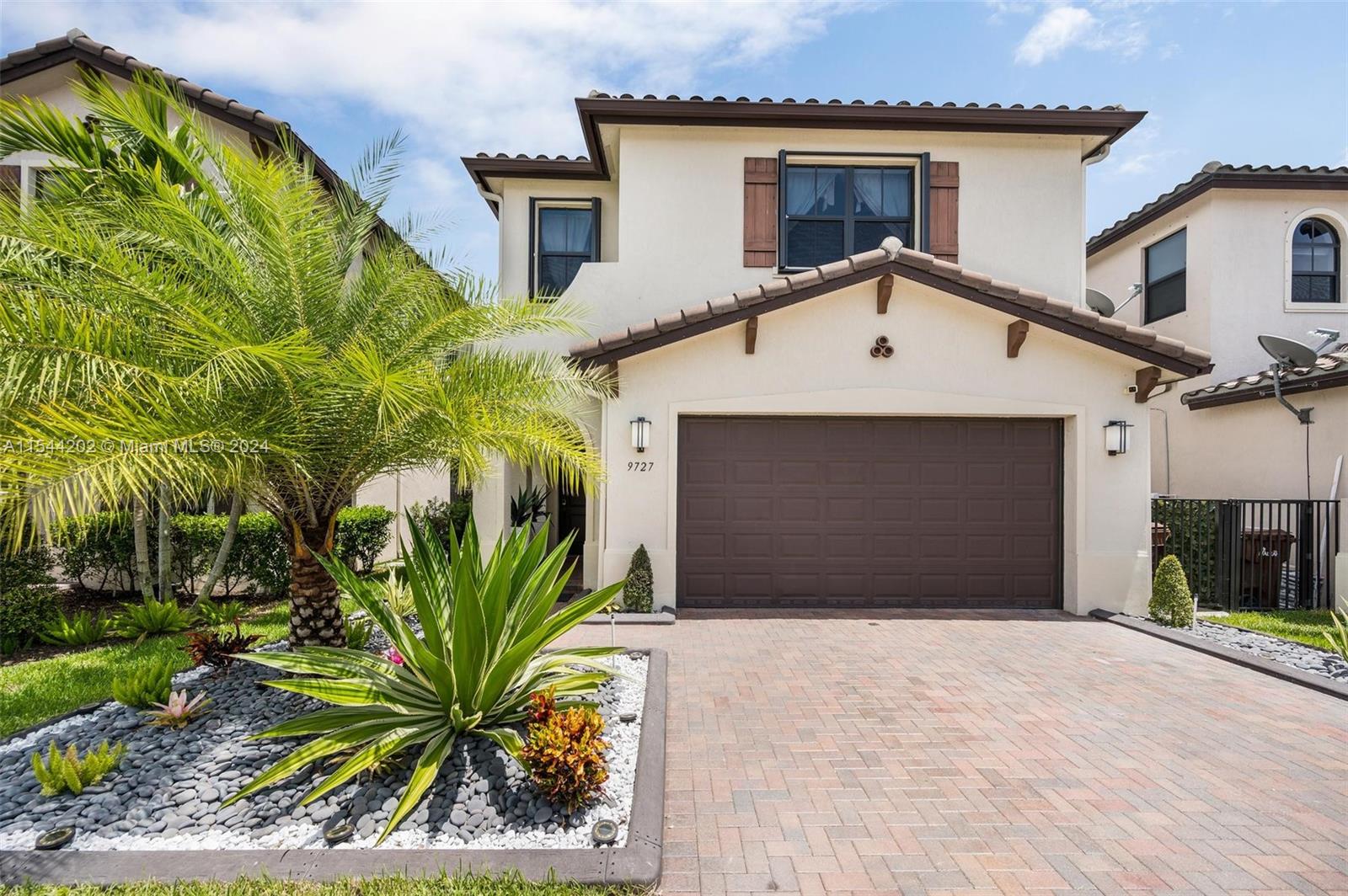 9727 W 34th Ln, Hialeah, Florida 33018, 5 Bedrooms Bedrooms, ,3 BathroomsBathrooms,Residential,For Sale,9727 W 34th Ln,A11544202