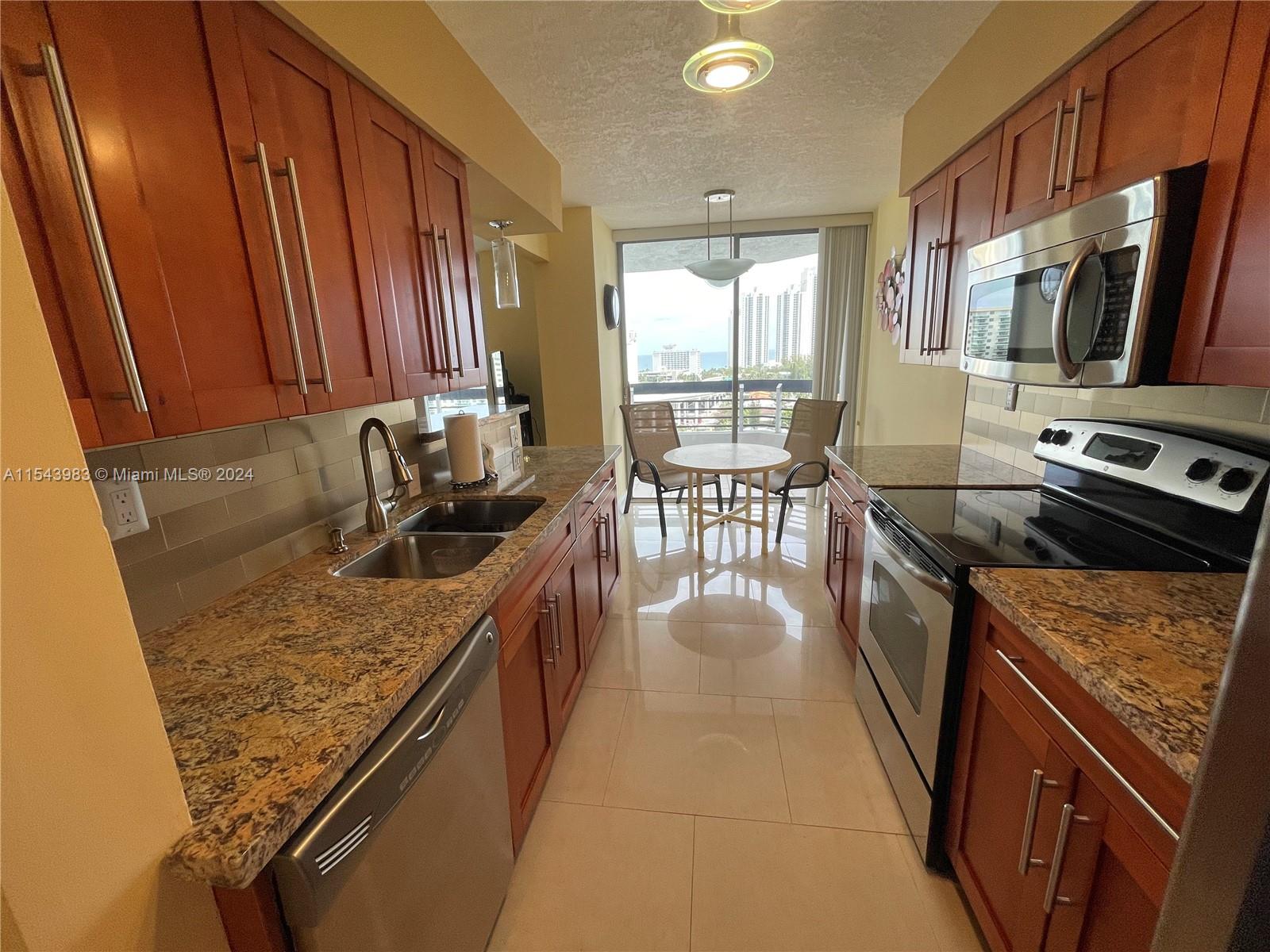 19195 NE 36th Ct 1509, Aventura, Florida 33180, 2 Bedrooms Bedrooms, ,2 BathroomsBathrooms,Residentiallease,For Rent,19195 NE 36th Ct 1509,A11543983