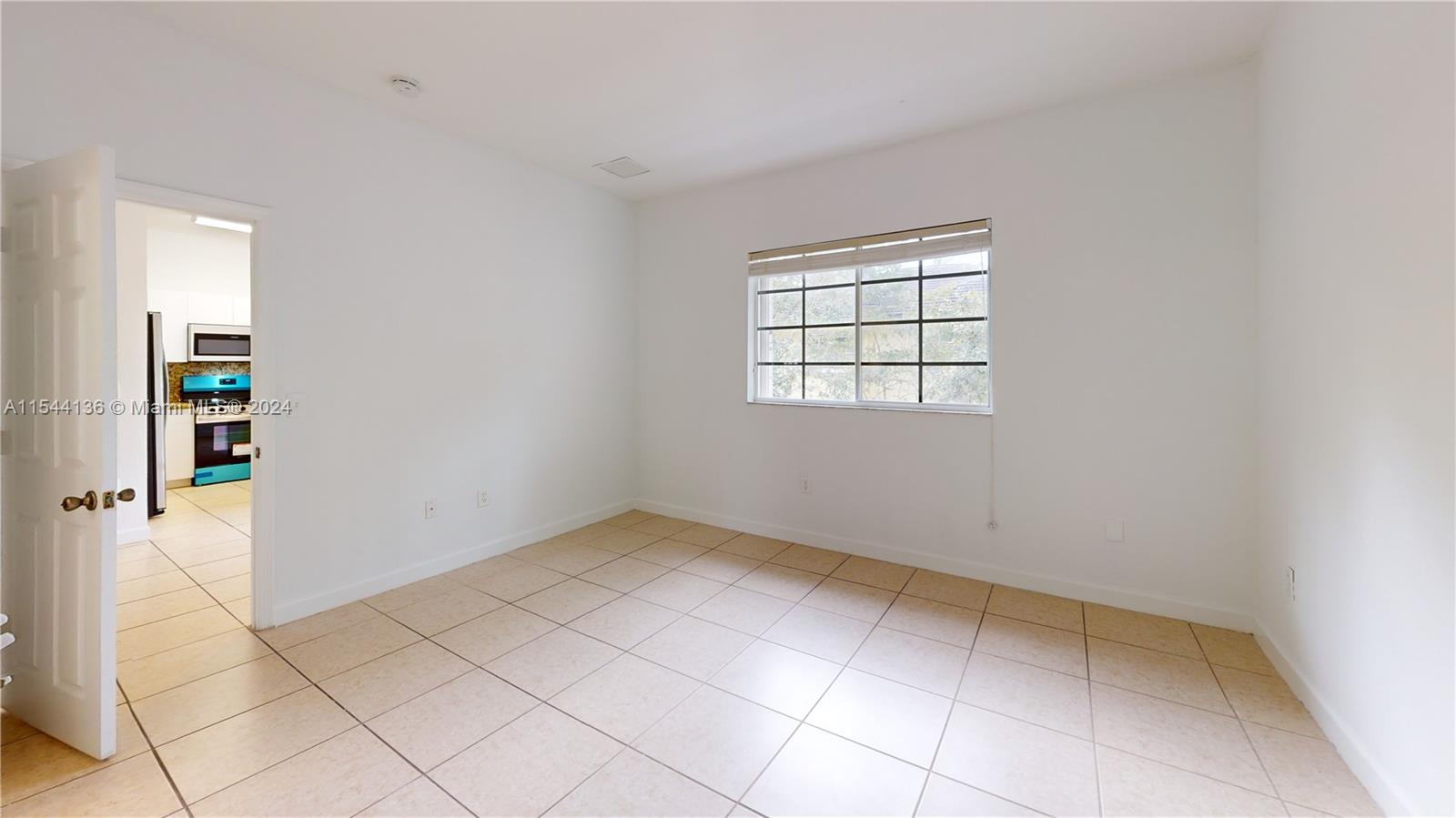 372 NE 26th Pl 205, Homestead, Florida 33033, 2 Bedrooms Bedrooms, ,2 BathroomsBathrooms,Residential,For Sale,372 NE 26th Pl 205,A11544136