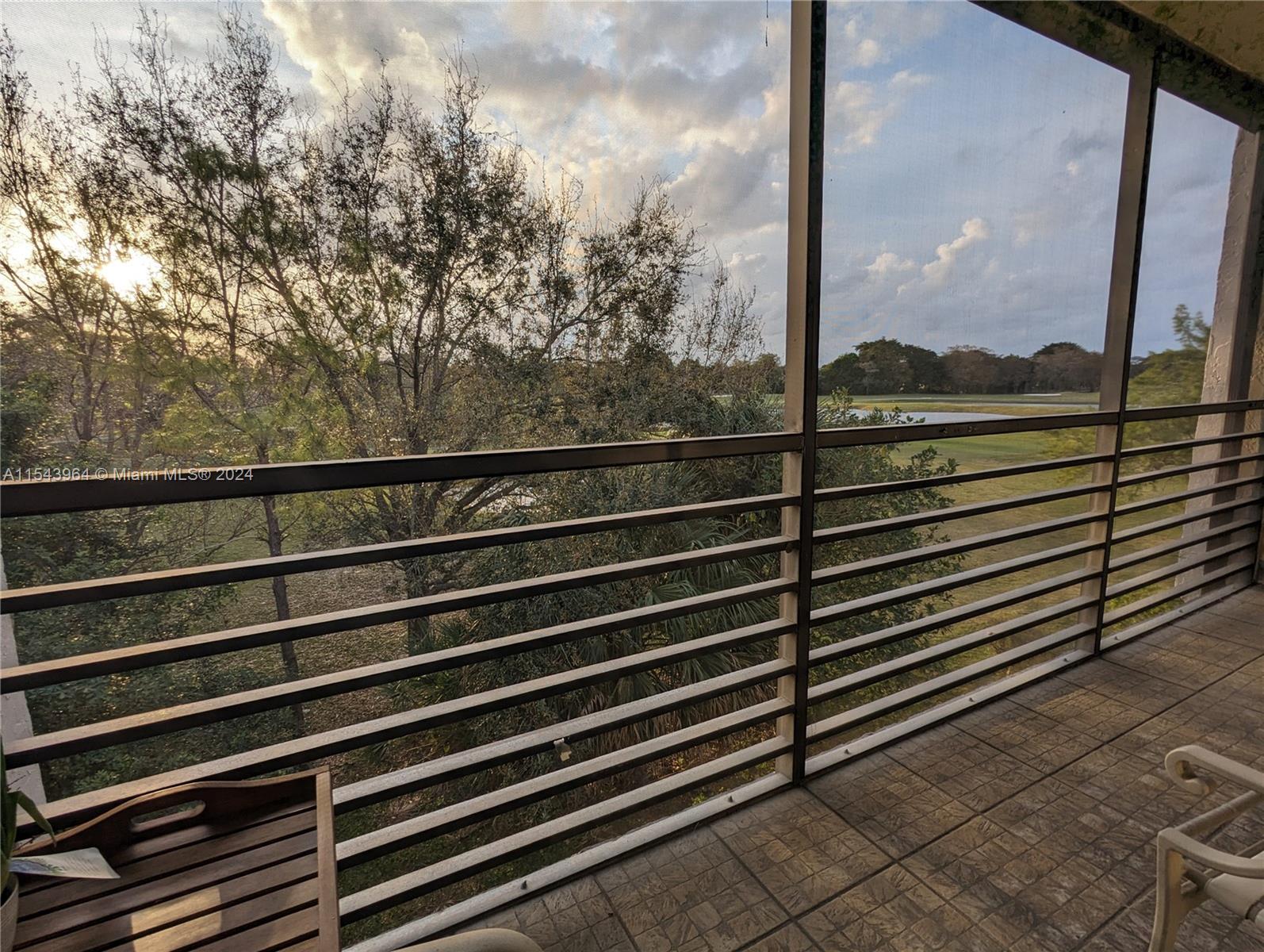 6351 N University Dr 312, Tamarac, Florida 33321, 1 Bedroom Bedrooms, ,1 BathroomBathrooms,Residential,For Sale,6351 N University Dr 312,A11543964