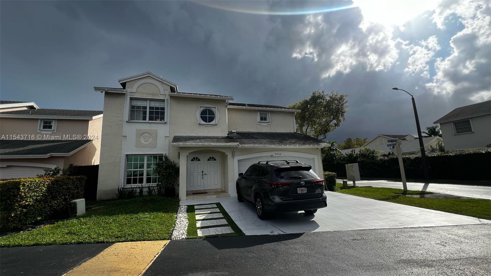 9750 51st Ln, Doral, FL, 33178 United States, 4 Bedrooms Bedrooms, ,2 BathroomsBathrooms,Residential,For Sale,51st Ln,A11543716