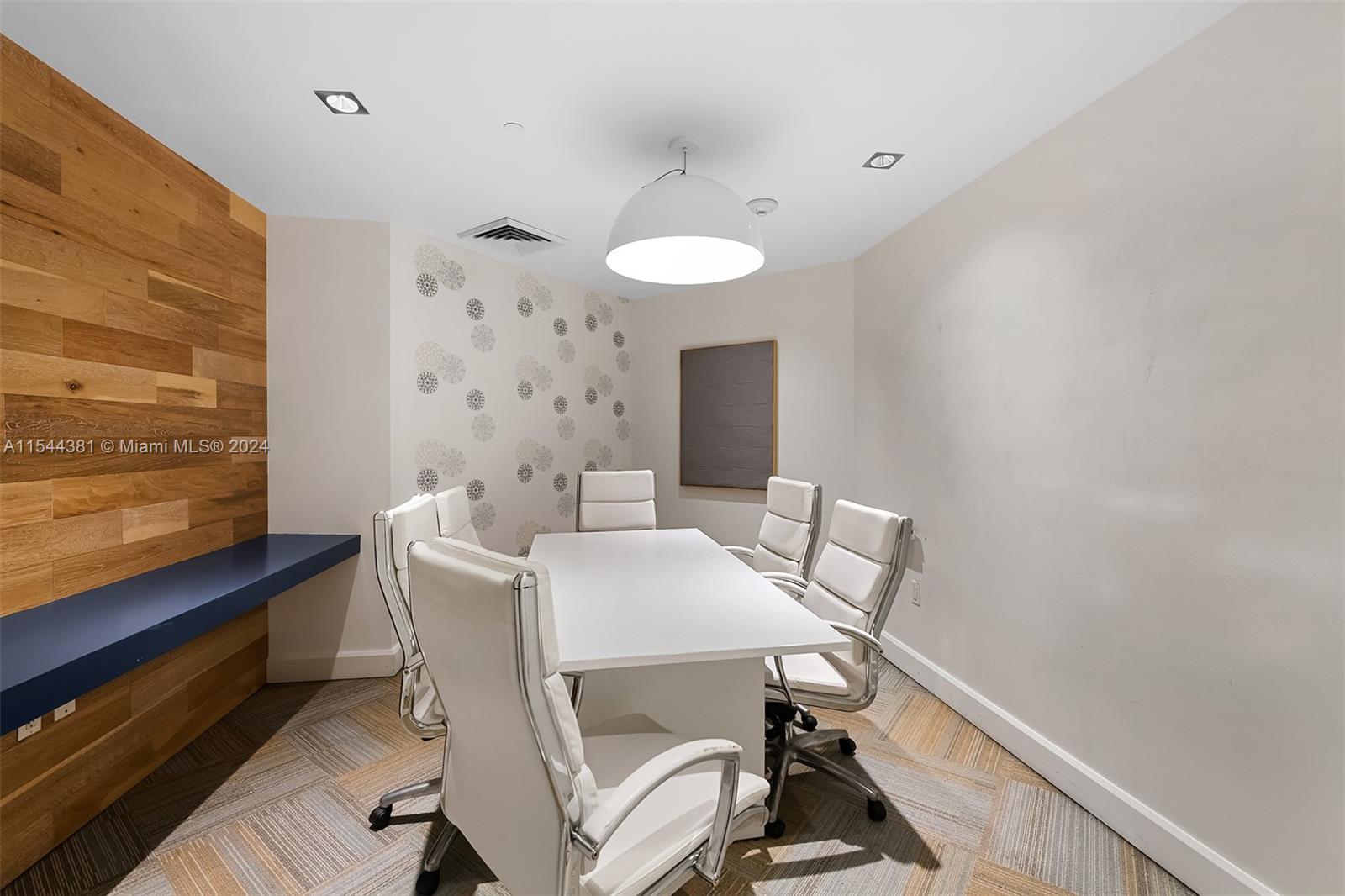 951 Brickell Ave 1106, Miami, Florida 33131, 2 Bedrooms Bedrooms, ,2 BathroomsBathrooms,Residential,For Sale,951 Brickell Ave 1106,A11544381