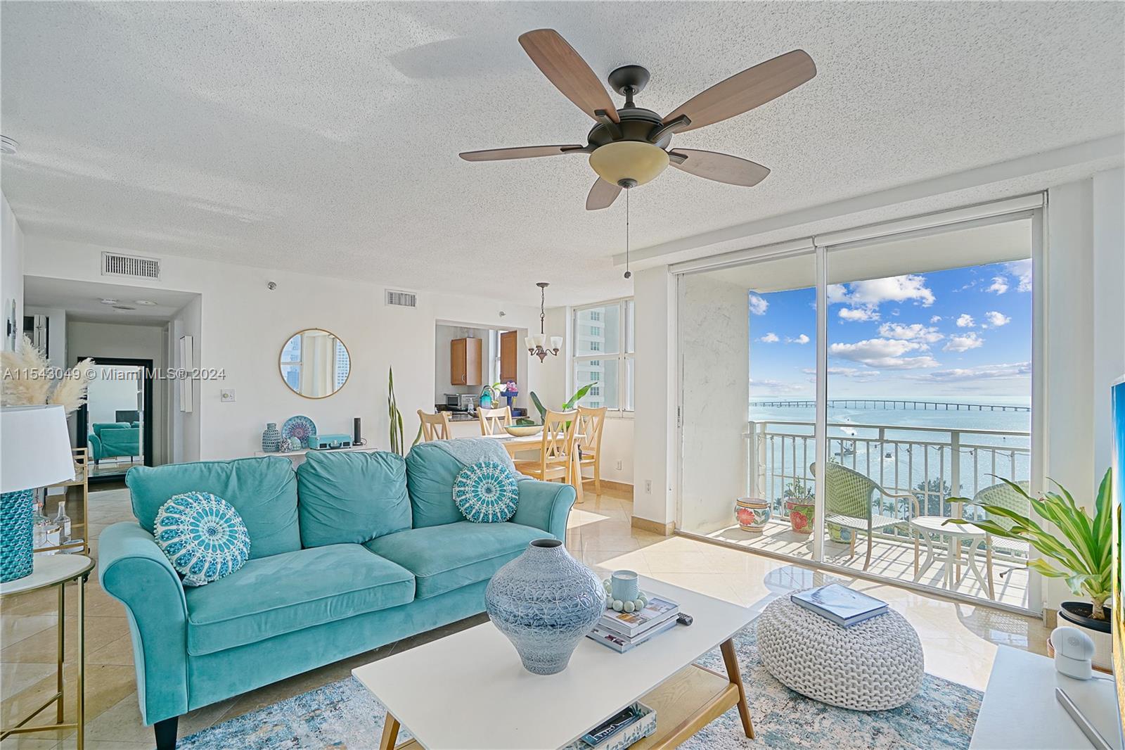 770 Claughton Island Dr 2102, Miami, Florida 33131, 2 Bedrooms Bedrooms, ,2 BathroomsBathrooms,Residentiallease,For Rent,770 Claughton Island Dr 2102,A11543049