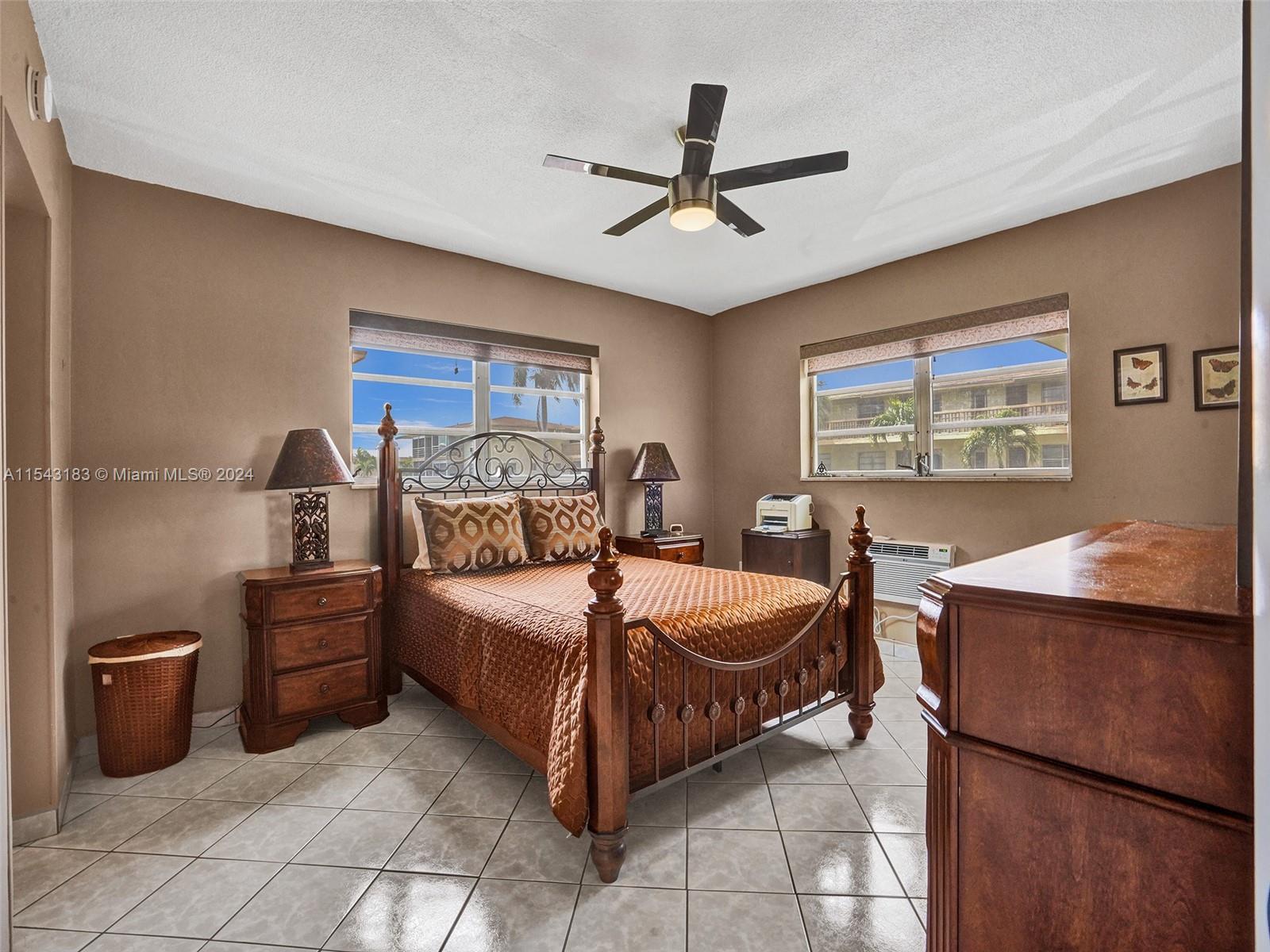 17050 NE 14th Ave 202, North Miami Beach, Florida 33162, 1 Bedroom Bedrooms, ,1 BathroomBathrooms,Residential,For Sale,17050 NE 14th Ave 202,A11543183