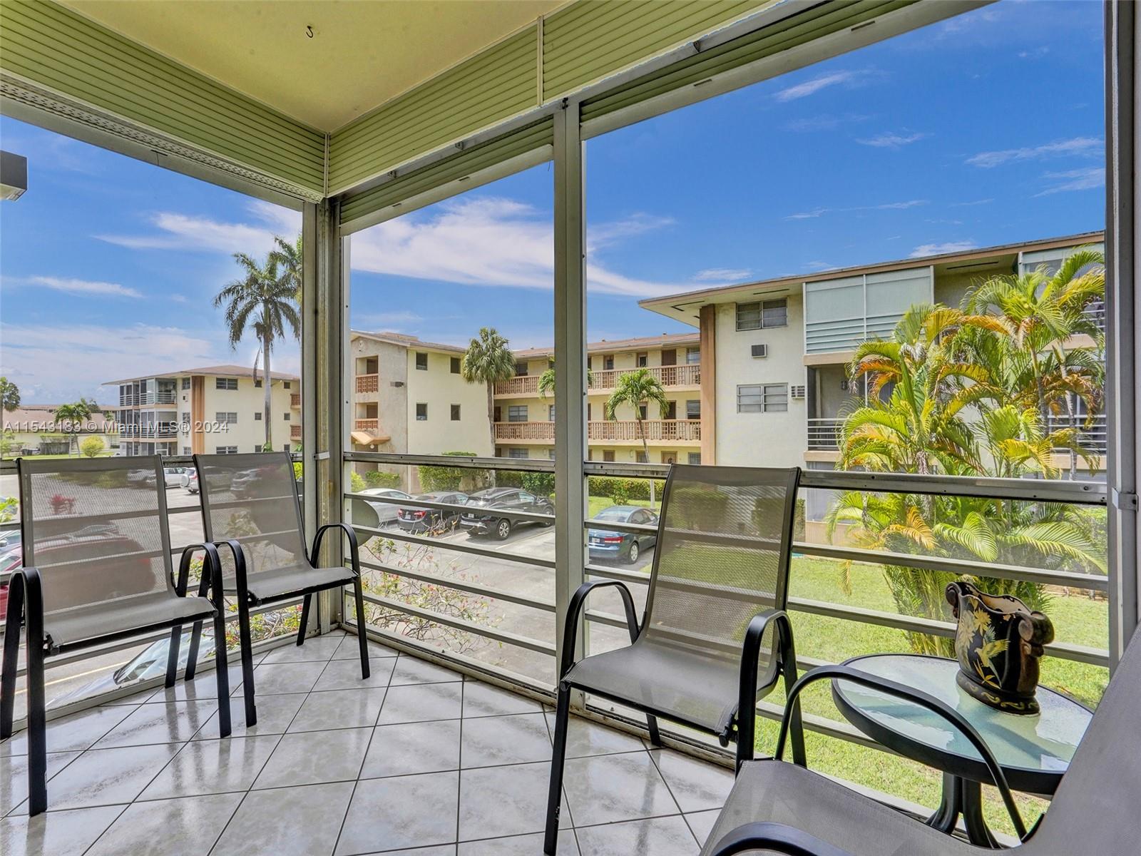 17050 NE 14th Ave 202, North Miami Beach, Florida 33162, 1 Bedroom Bedrooms, ,1 BathroomBathrooms,Residential,For Sale,17050 NE 14th Ave 202,A11543183