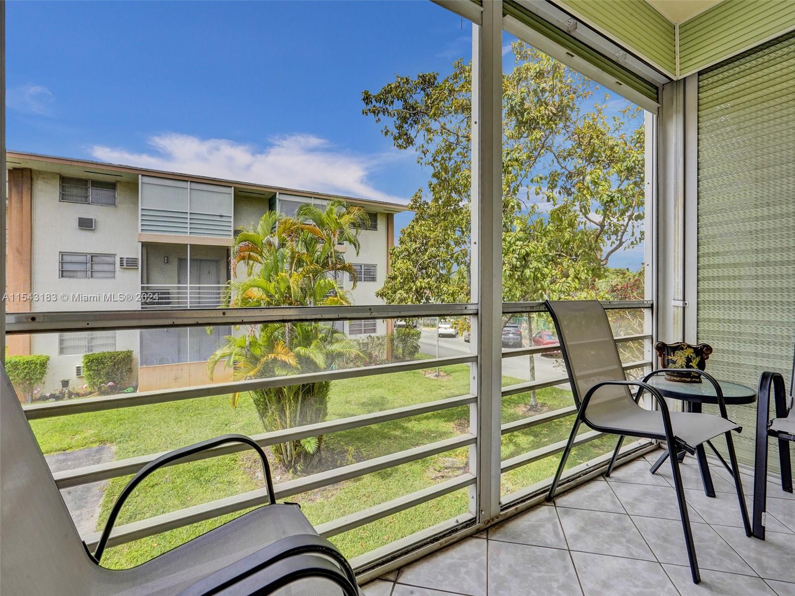 17050 NE 14th Ave 202, North Miami Beach, Florida 33162, 1 Bedroom Bedrooms, ,1 BathroomBathrooms,Residential,For Sale,17050 NE 14th Ave 202,A11543183